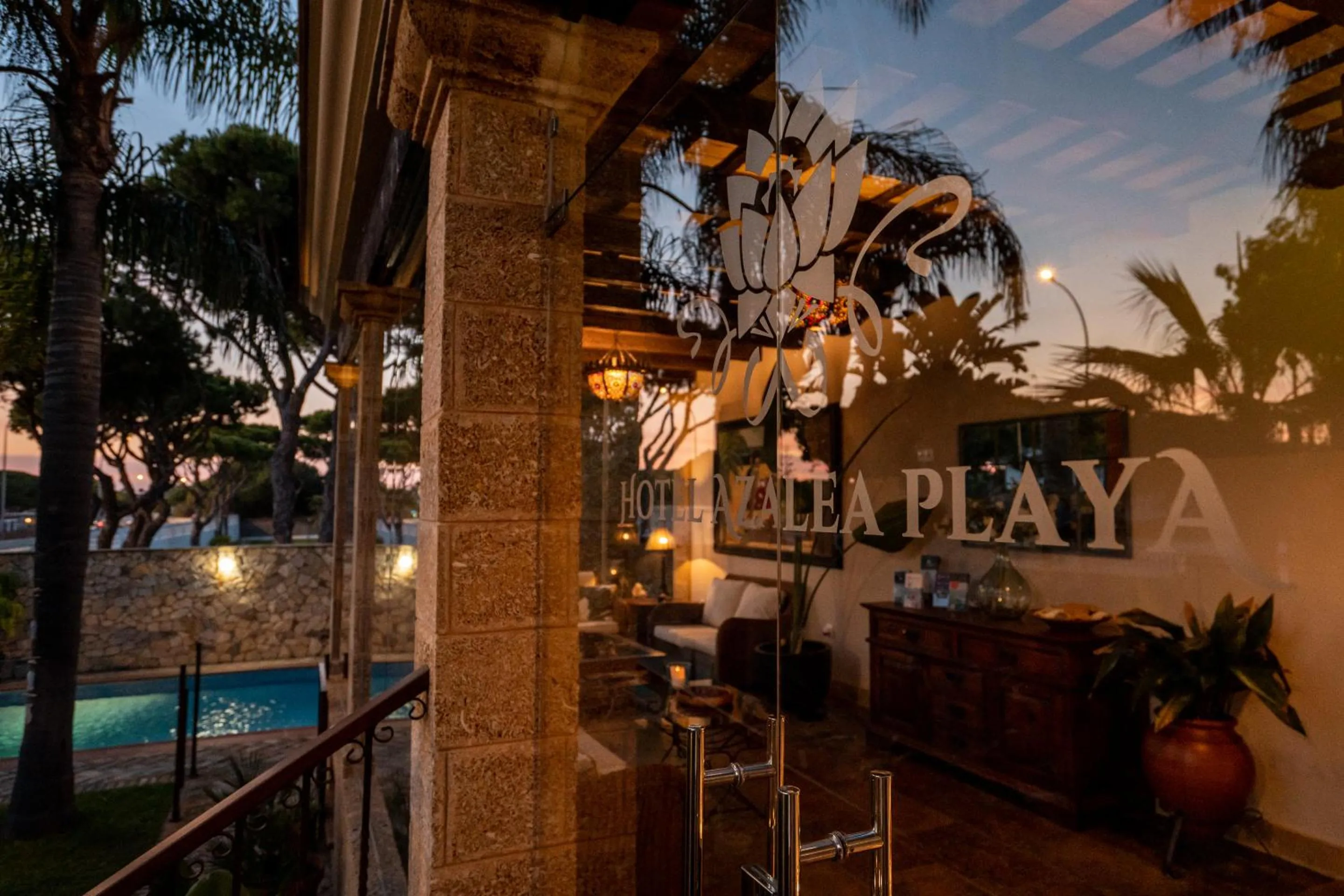 Property building in Hotel Azalea Playa