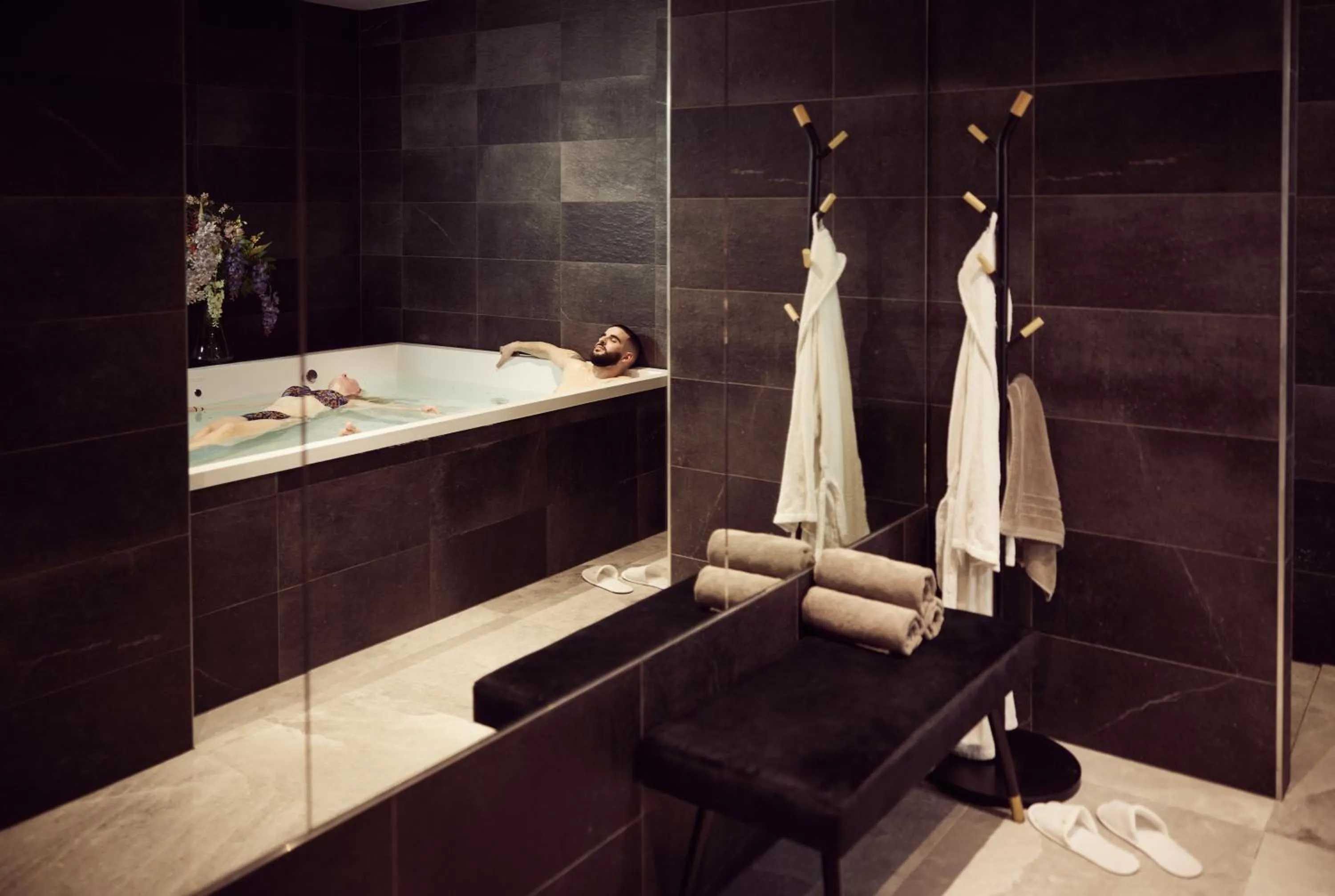 Spa and wellness centre/facilities in Van der Valk Hotel Mons Congres & Spa