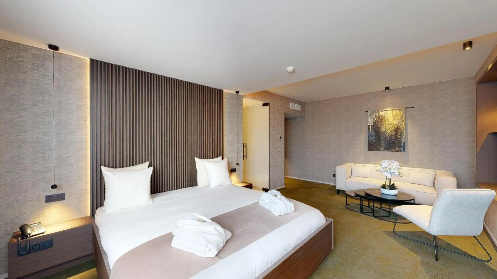 Bedroom, Bed in Van der Valk Hotel Mons Congres & Spa