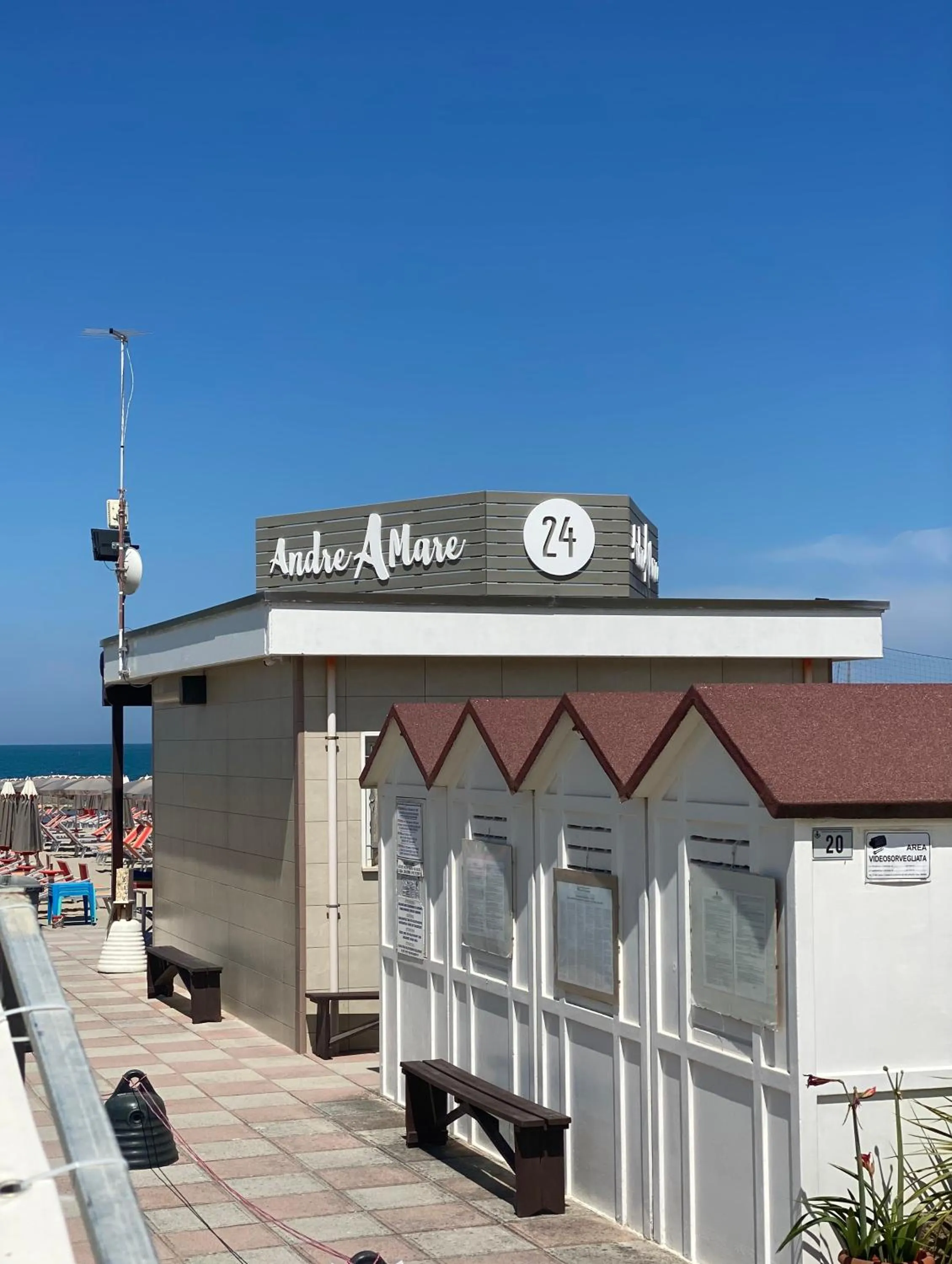 Hotel Bristol - a 30 mt dalla spiaggia