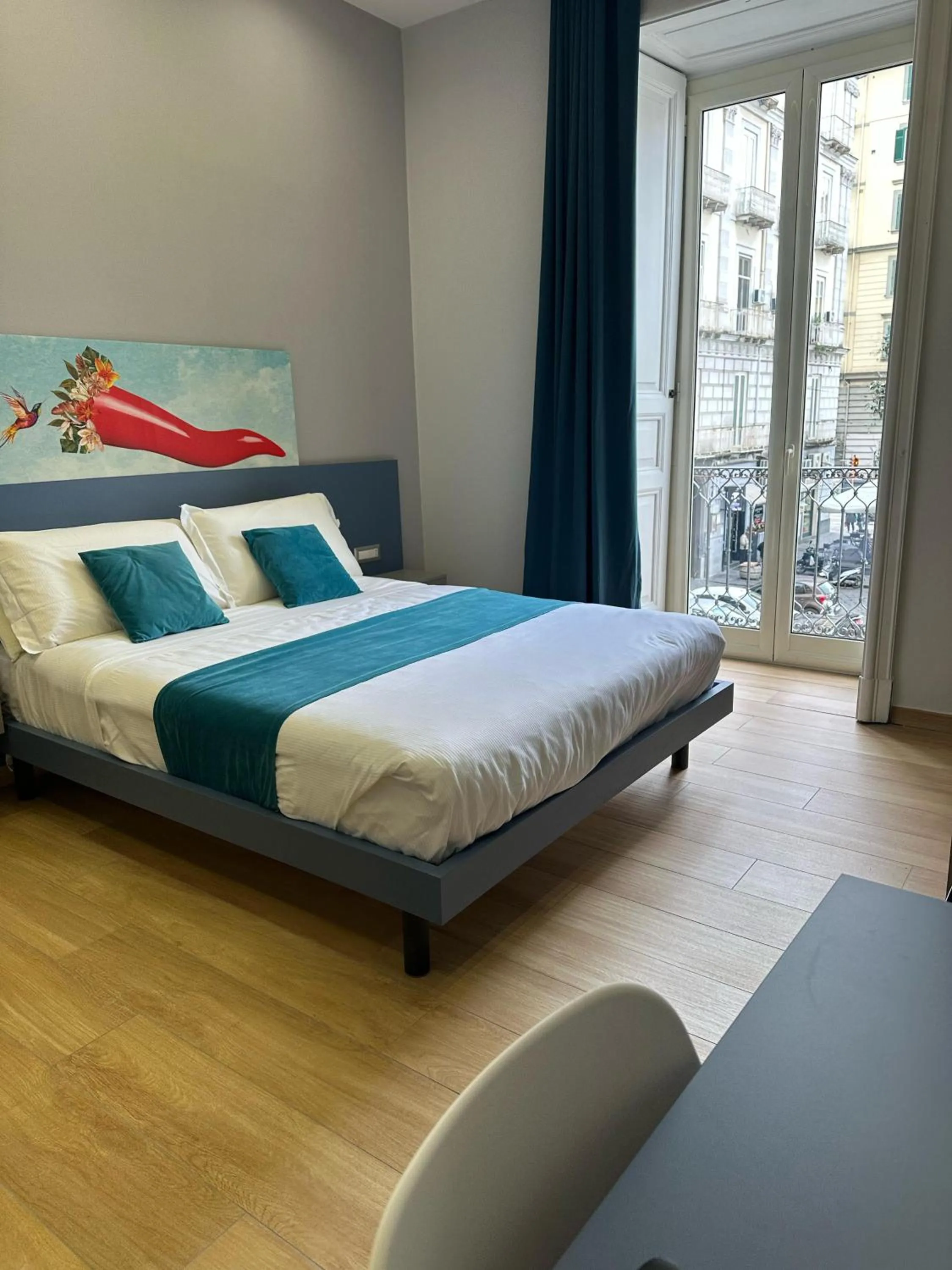 Photo of the whole room, Bed in Hotiday Napoli Astoria