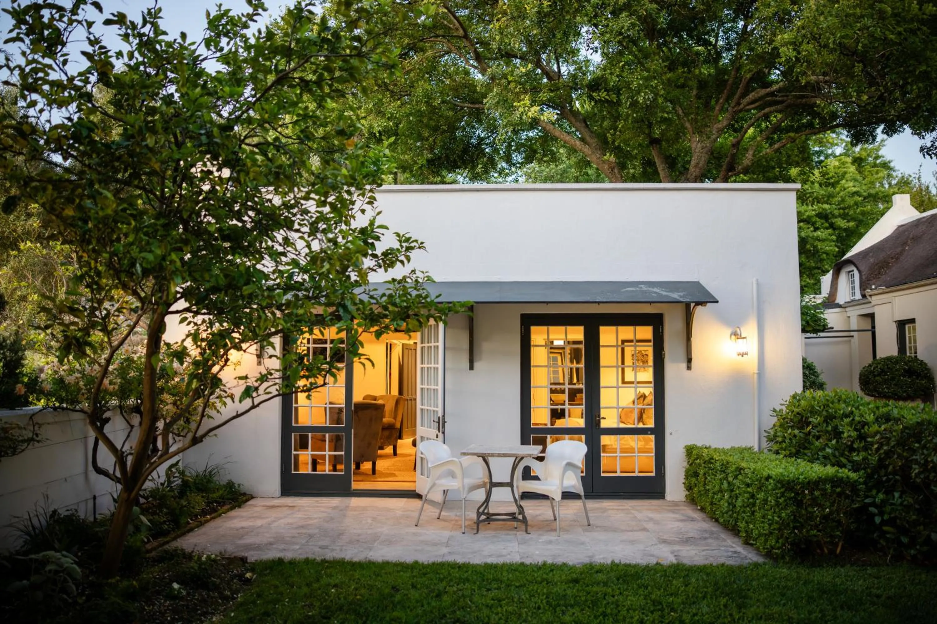 Property building in Grande Provence