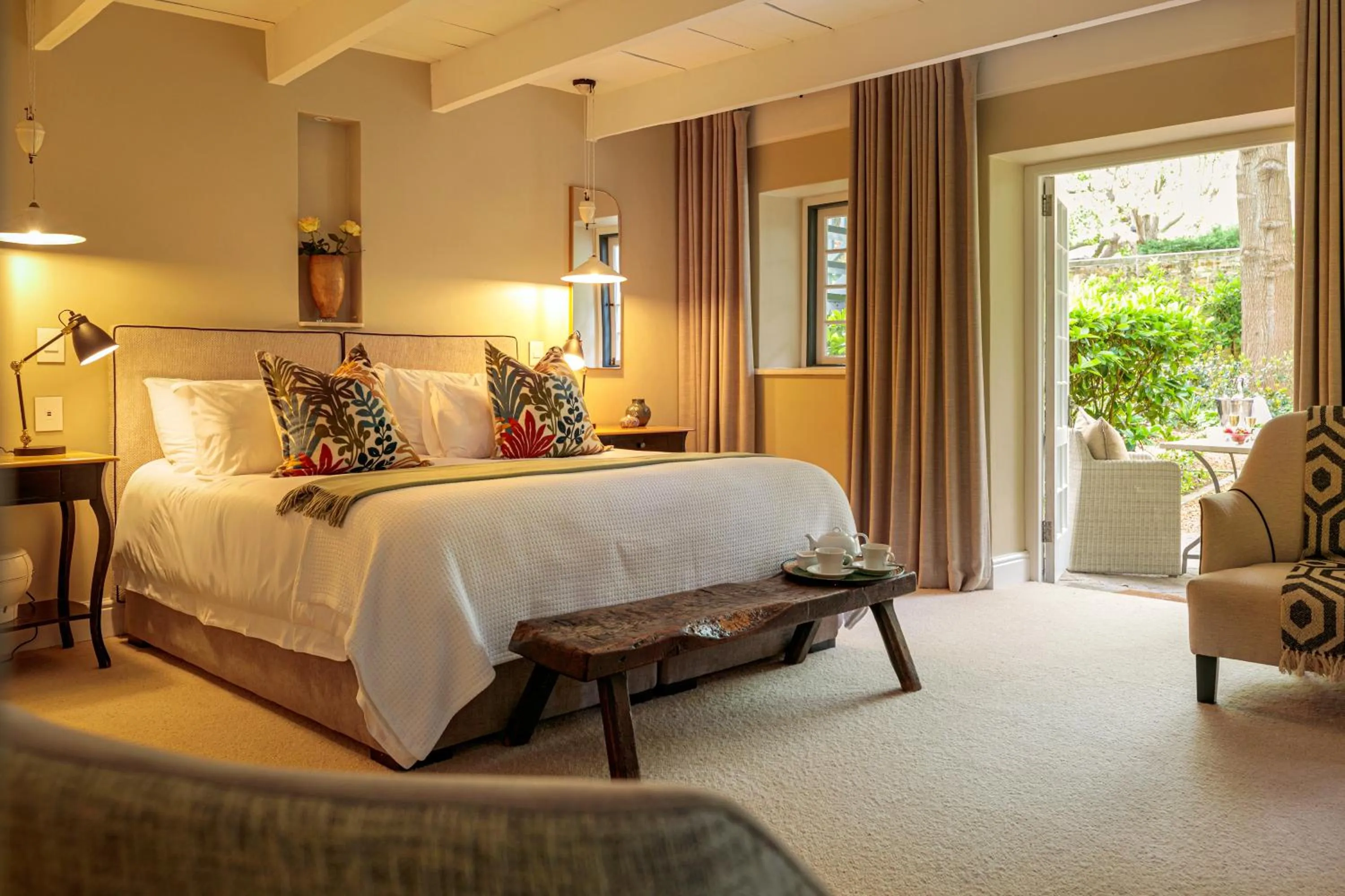 Bedroom, Bed in Grande Provence