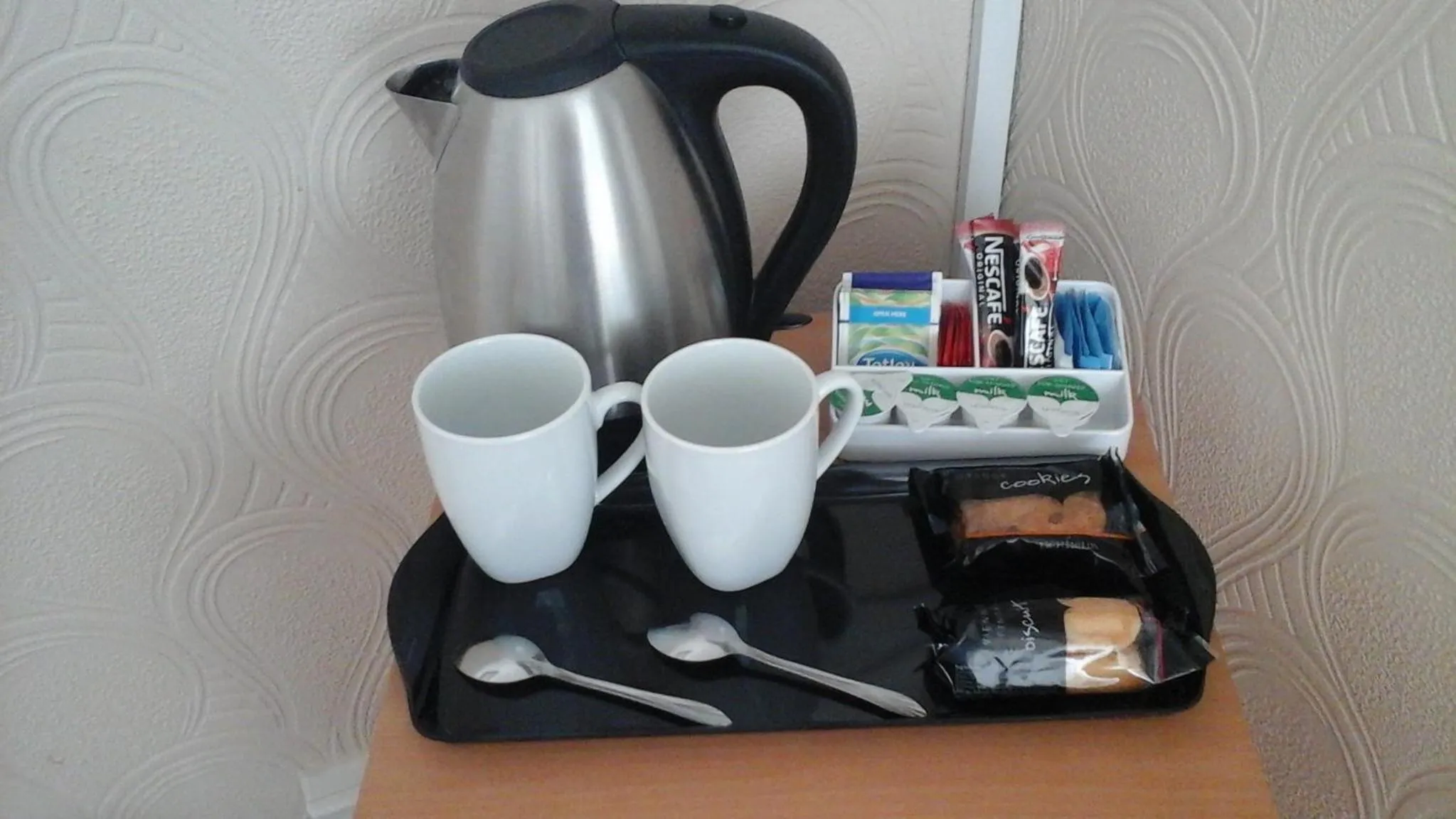 Coffee/tea facilities in The Saxby Hotel