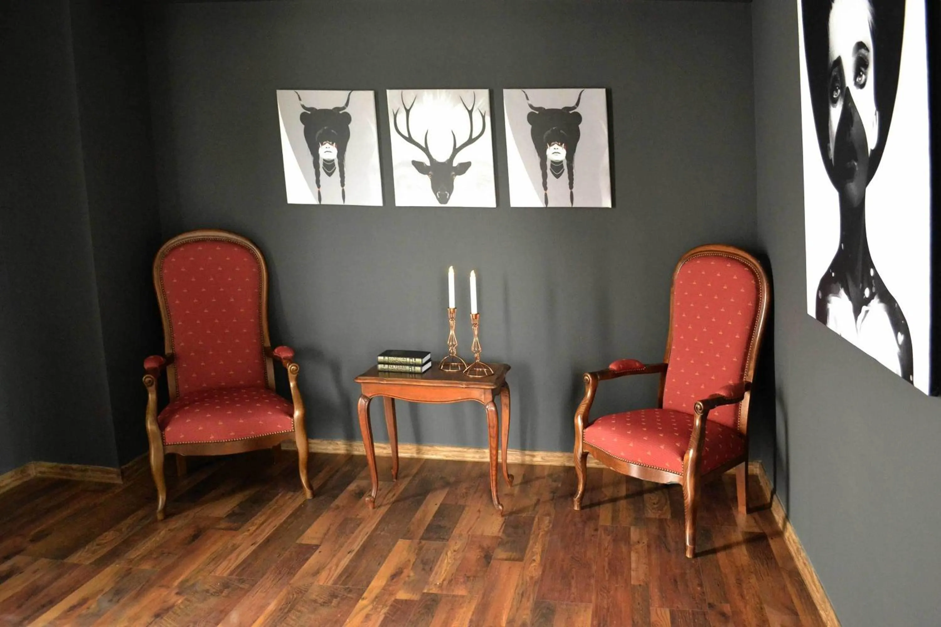 Decorative detail in JN Boutique Apartments