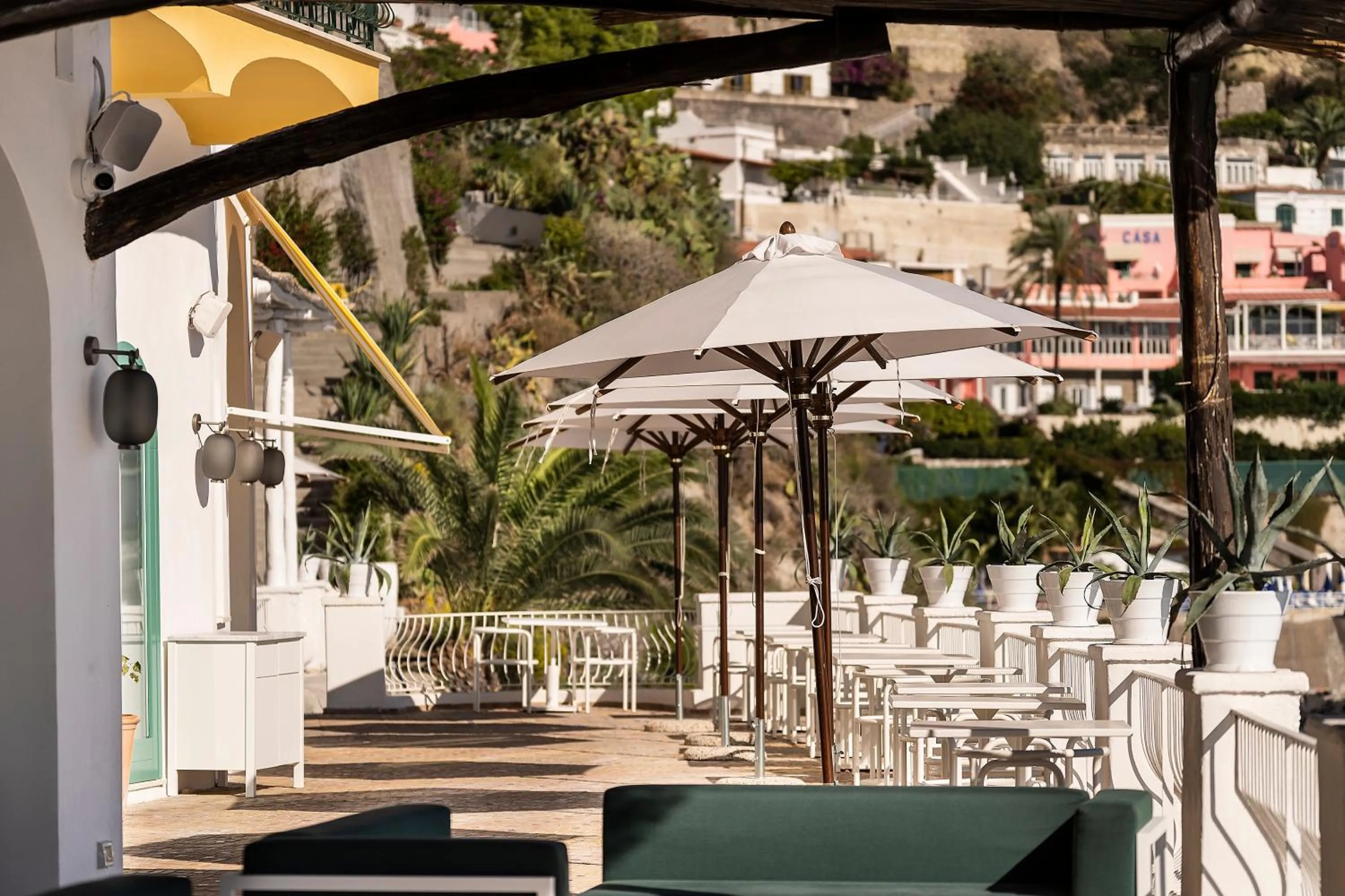 Restaurant/places to eat in Miramare Sea Resort & Spa