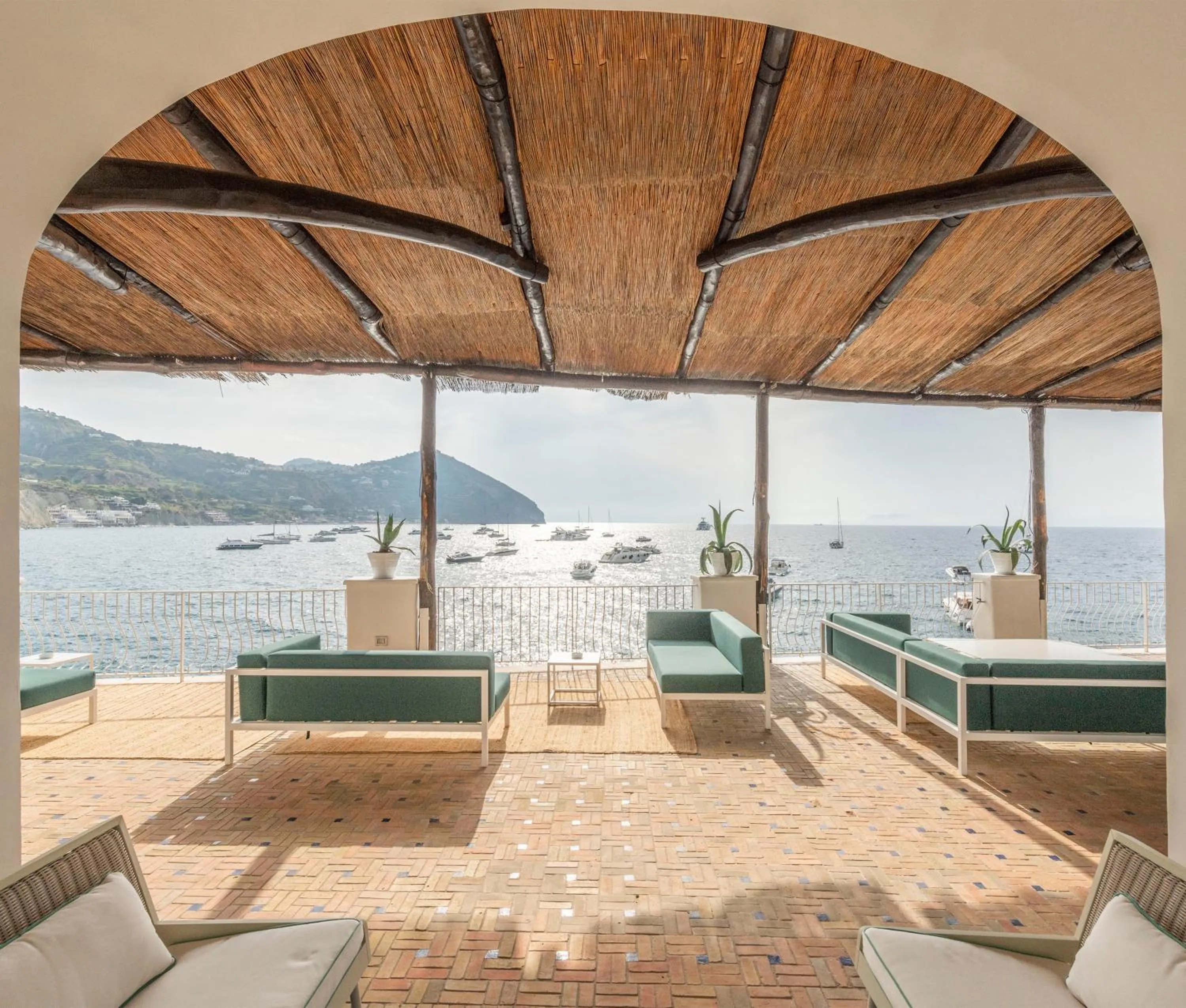 Restaurant/places to eat in Miramare Sea Resort & Spa