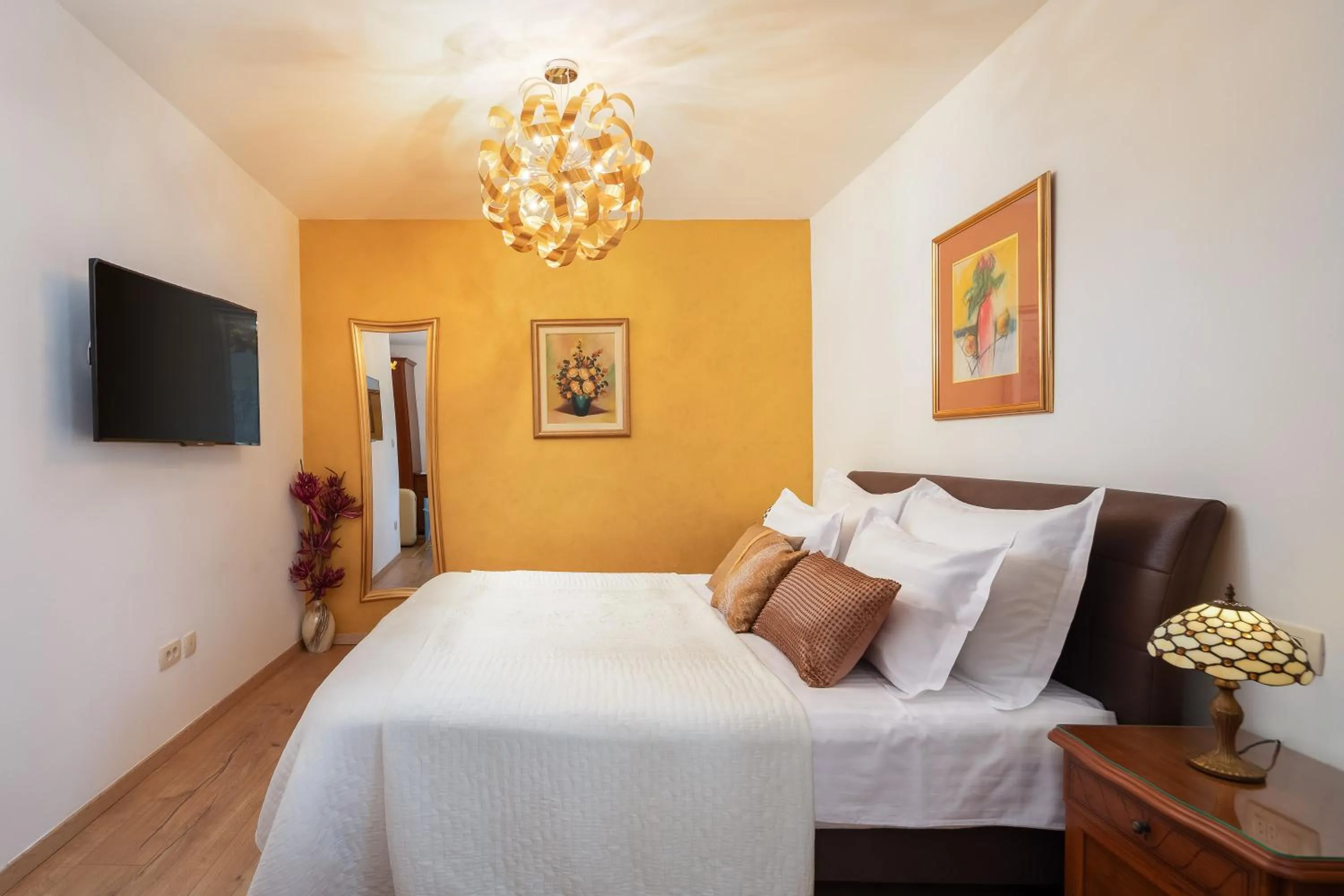 Bedroom, Bed in Romantic Luxury Rooms