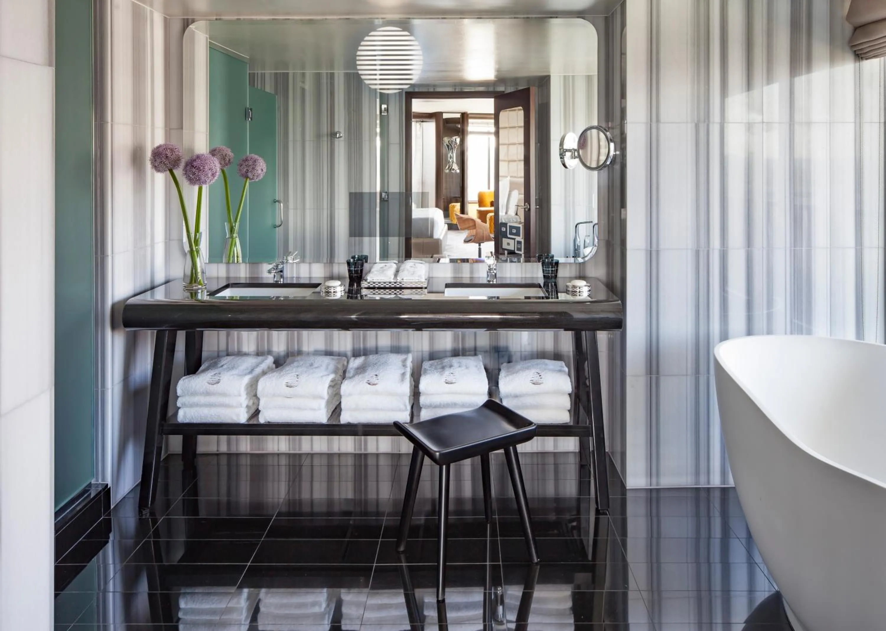 Bathroom, Bed in The Watergate Hotel Georgetown