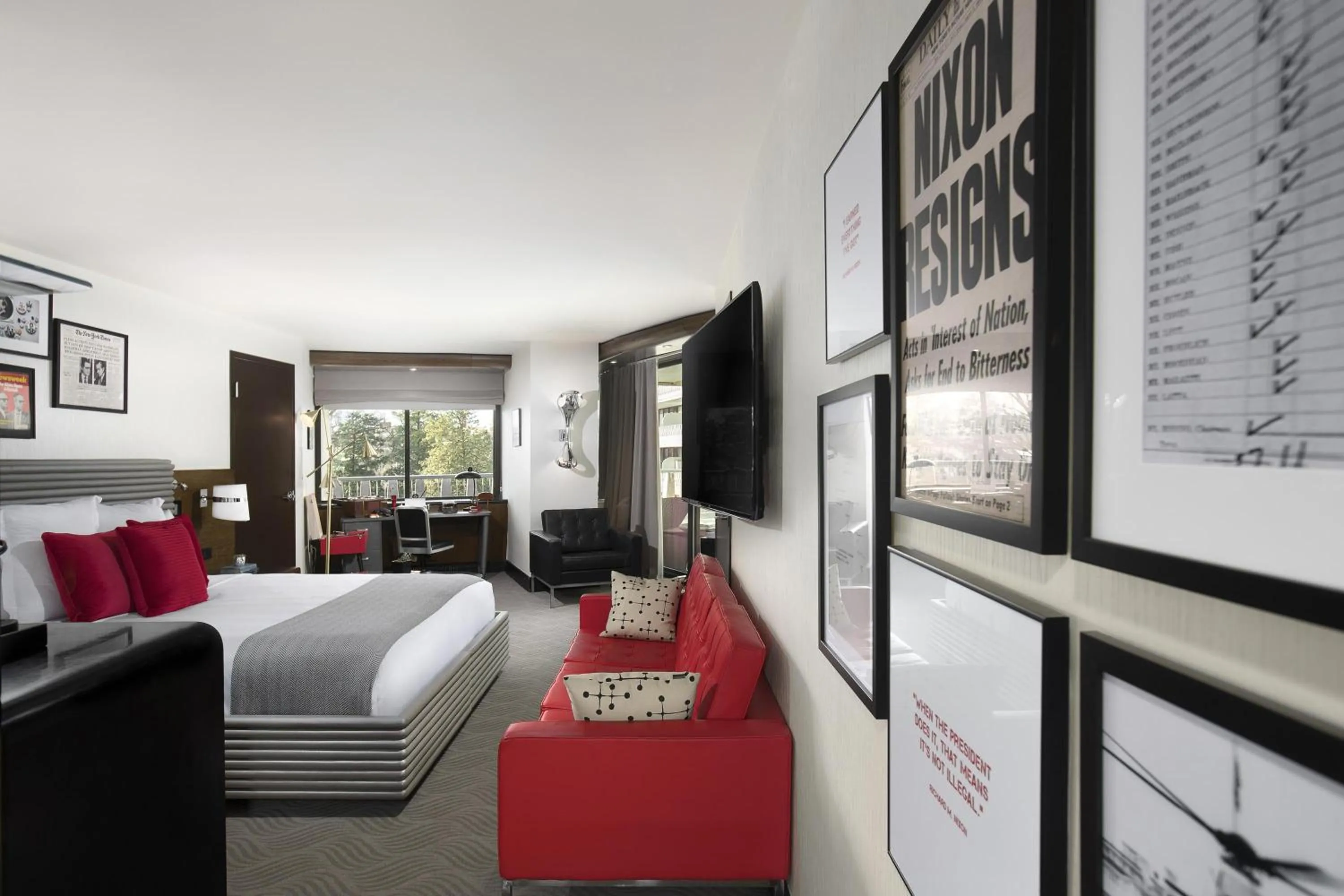 Bedroom, Bed in The Watergate Hotel Georgetown