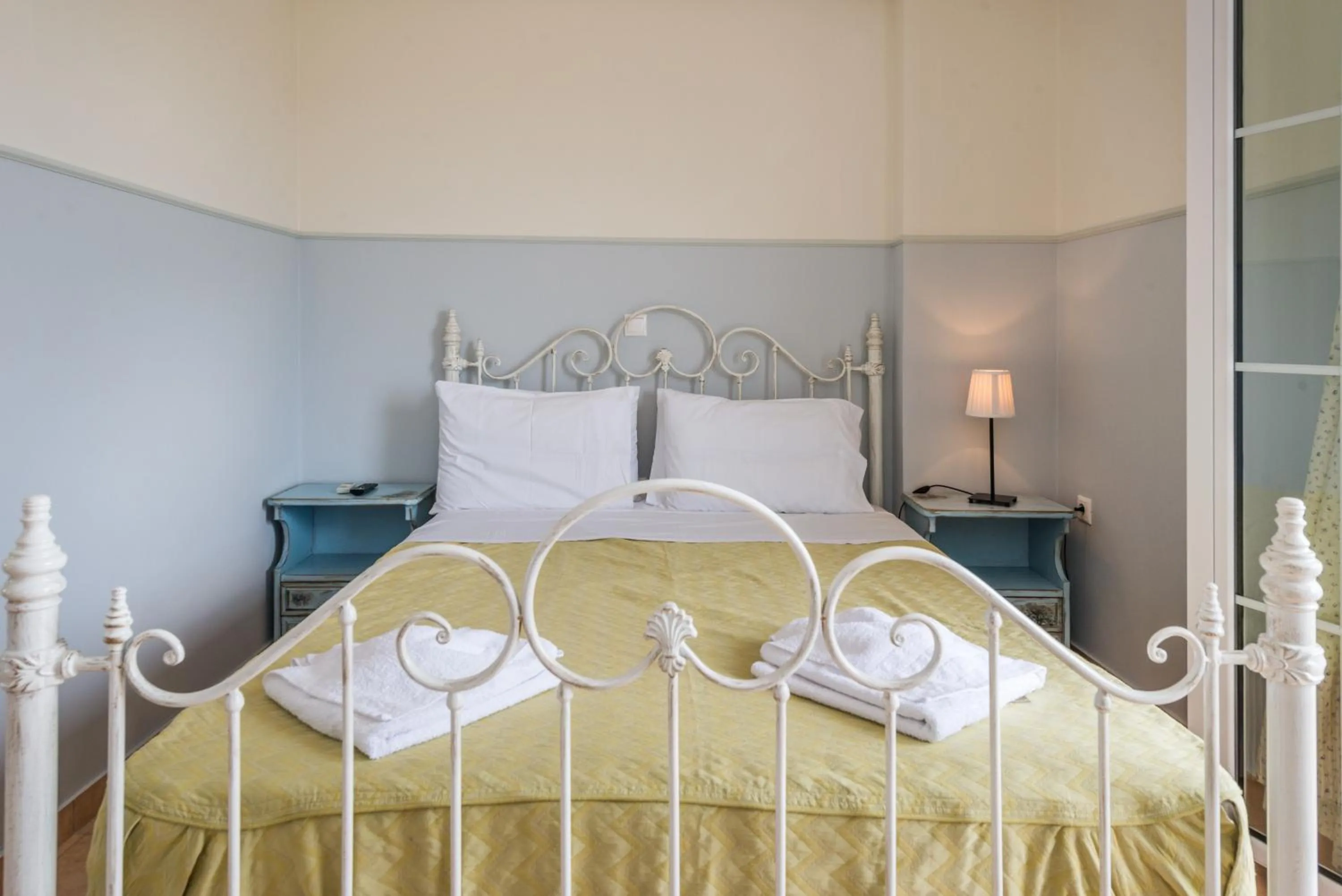 Bedroom in Elaias Gi Residence