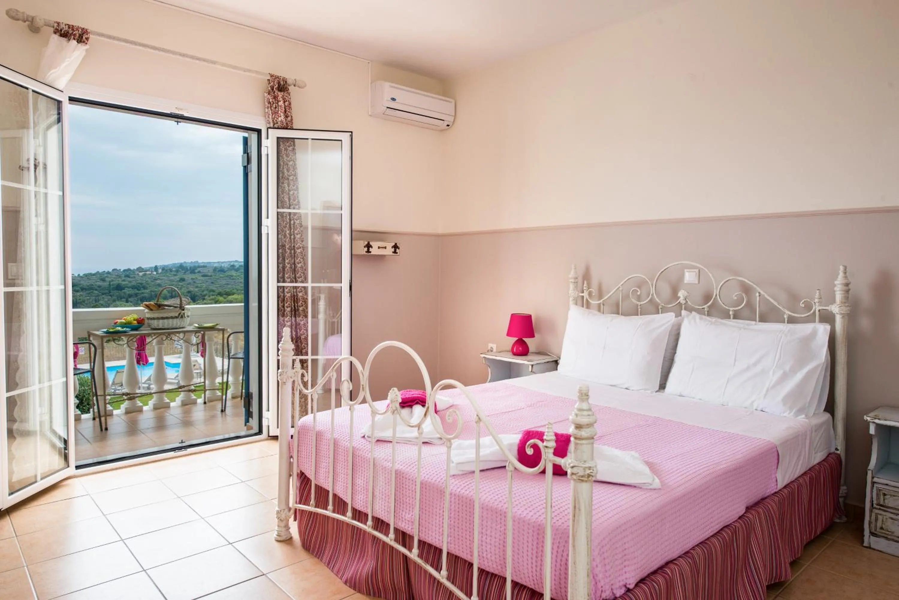 Bedroom in Elaias Gi Residence