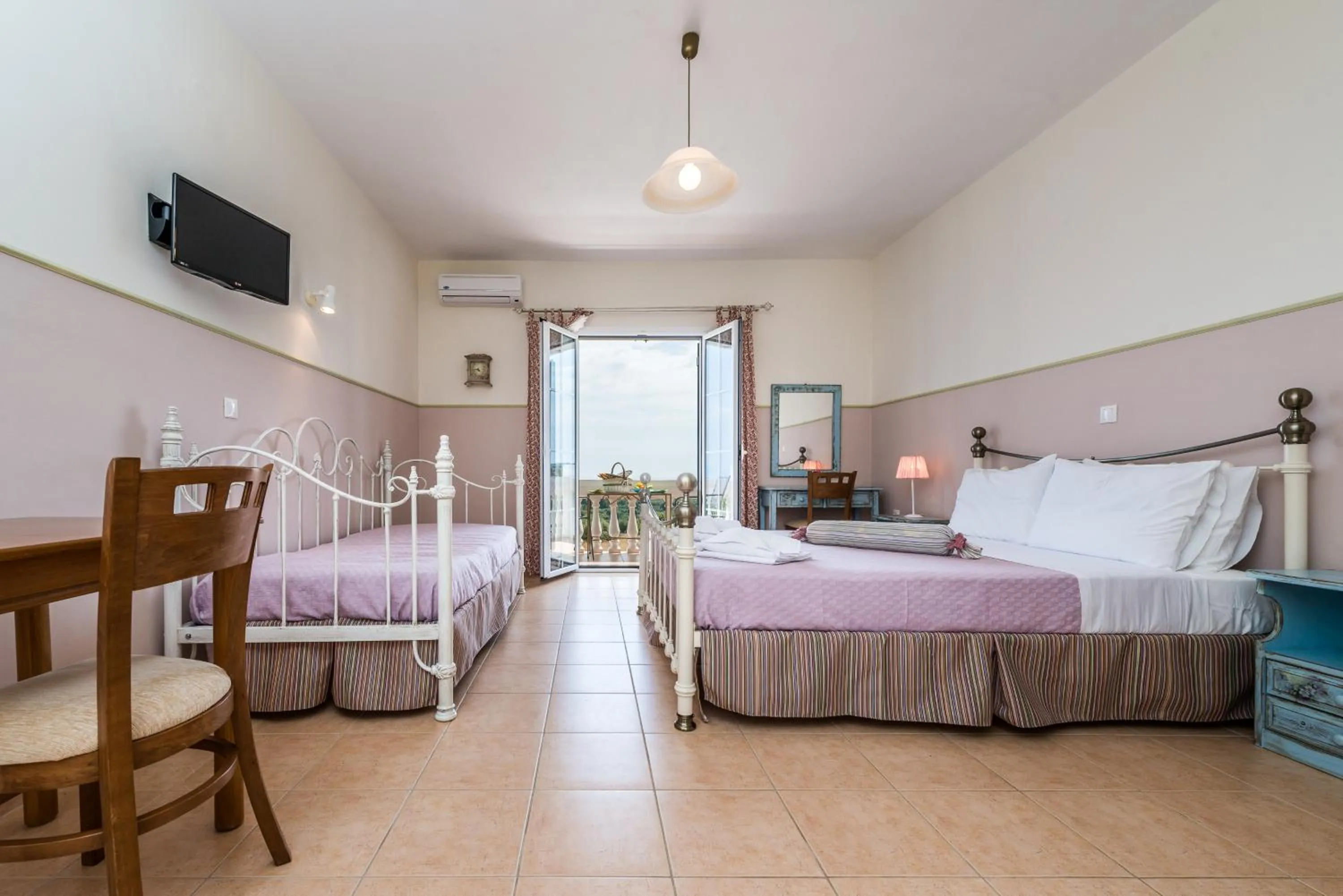 Bedroom in Elaias Gi Residence