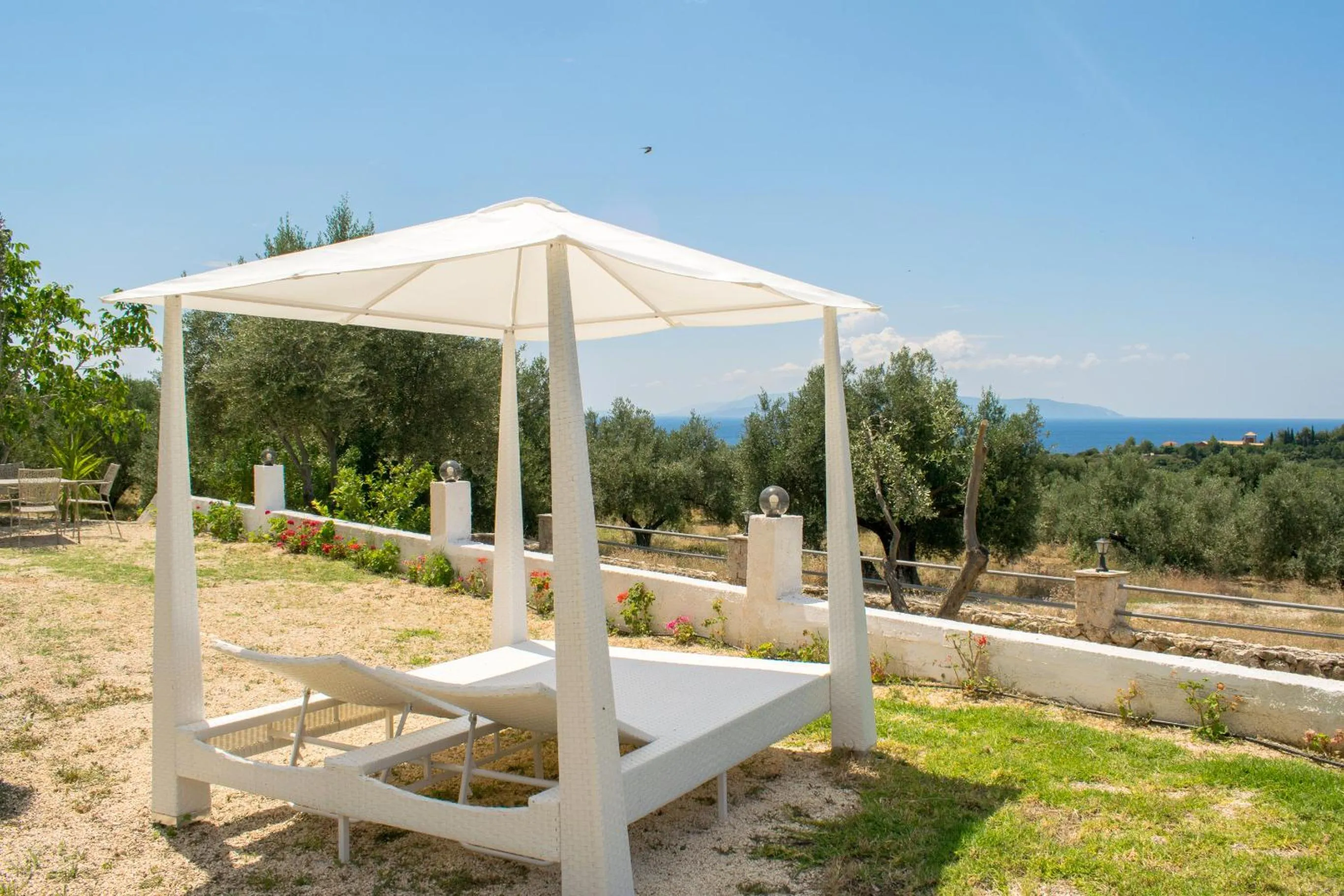 Garden in Elaias Gi Residence