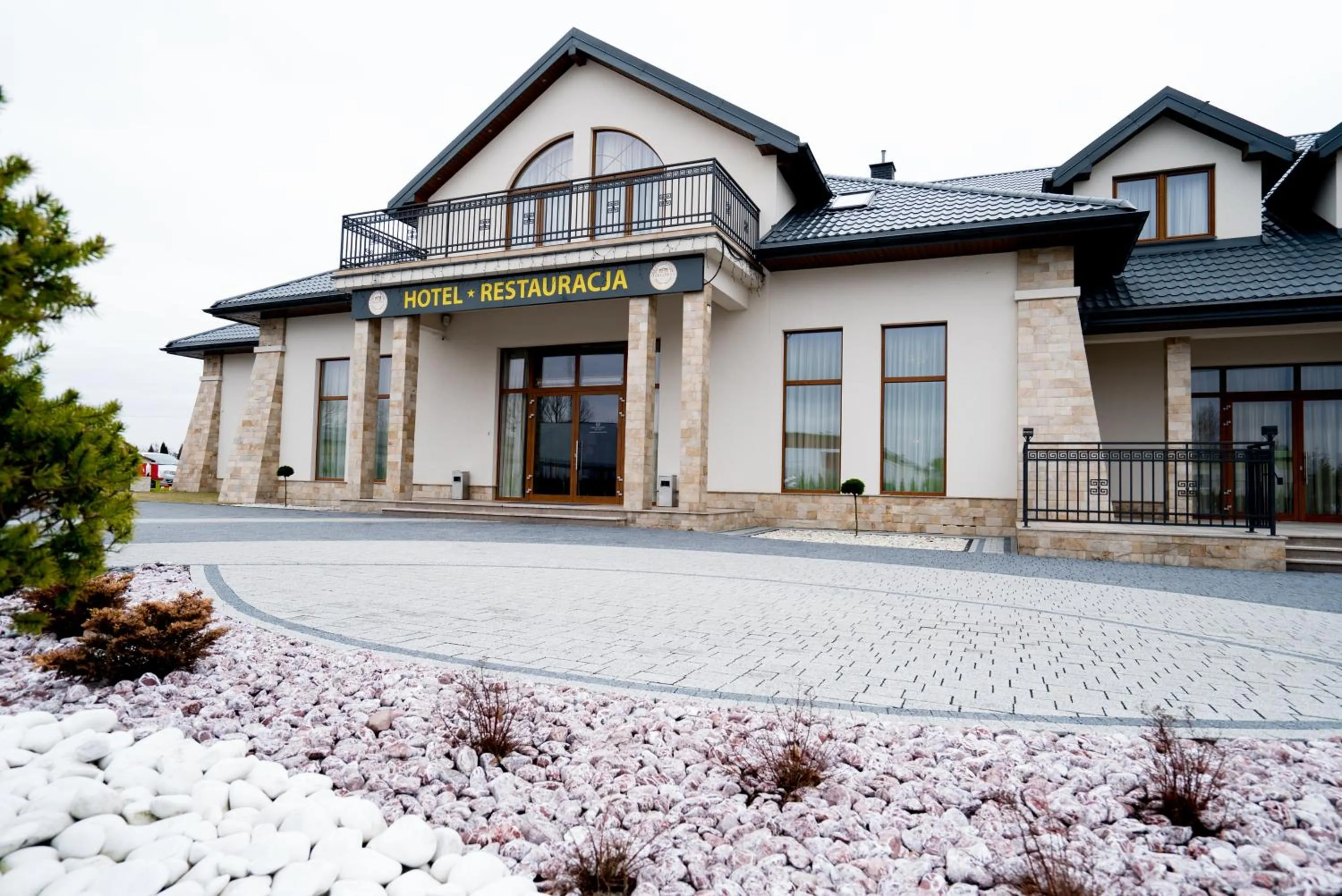 Property building in Hotel Aleksandria