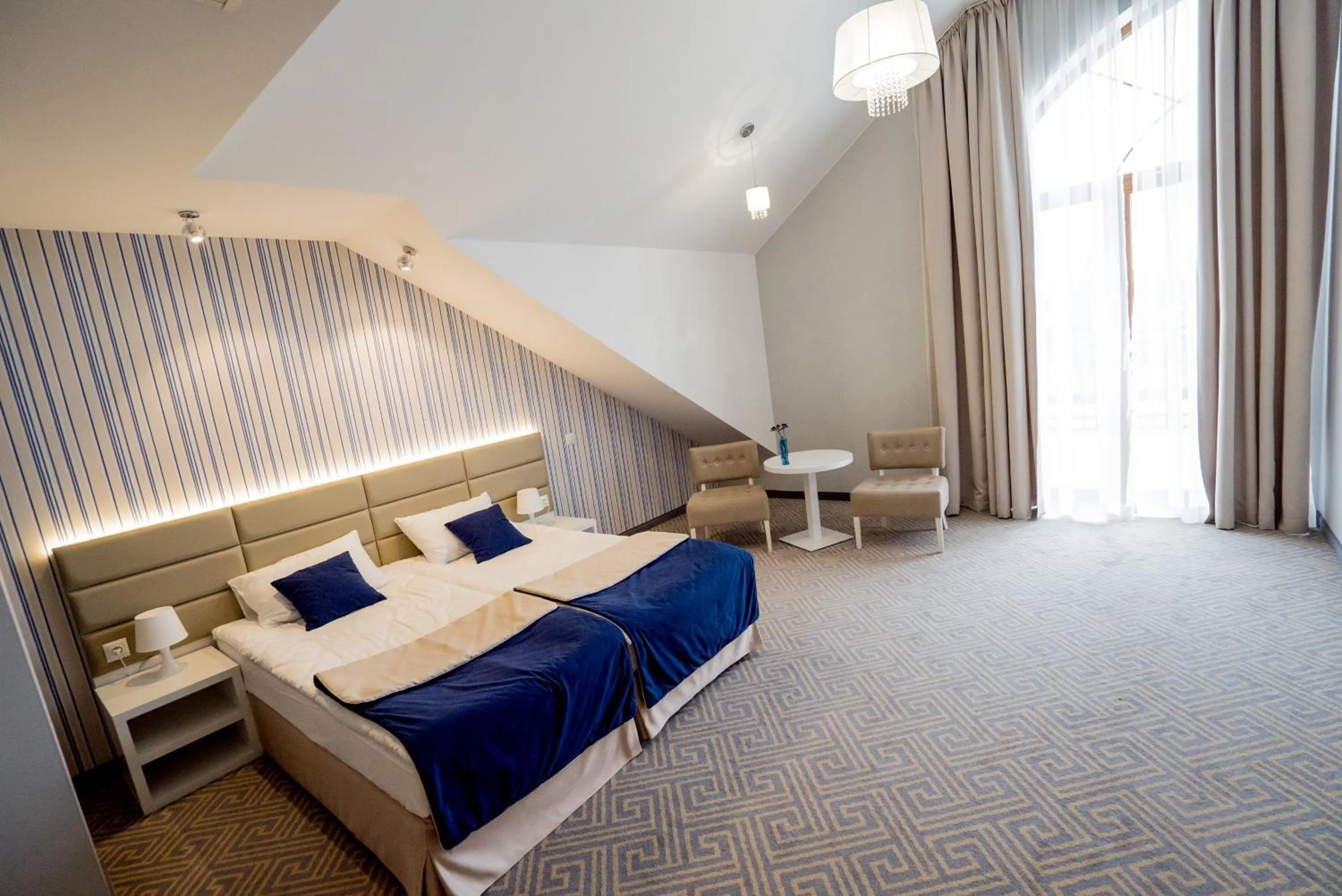 Property building, Bed in Hotel Aleksandria