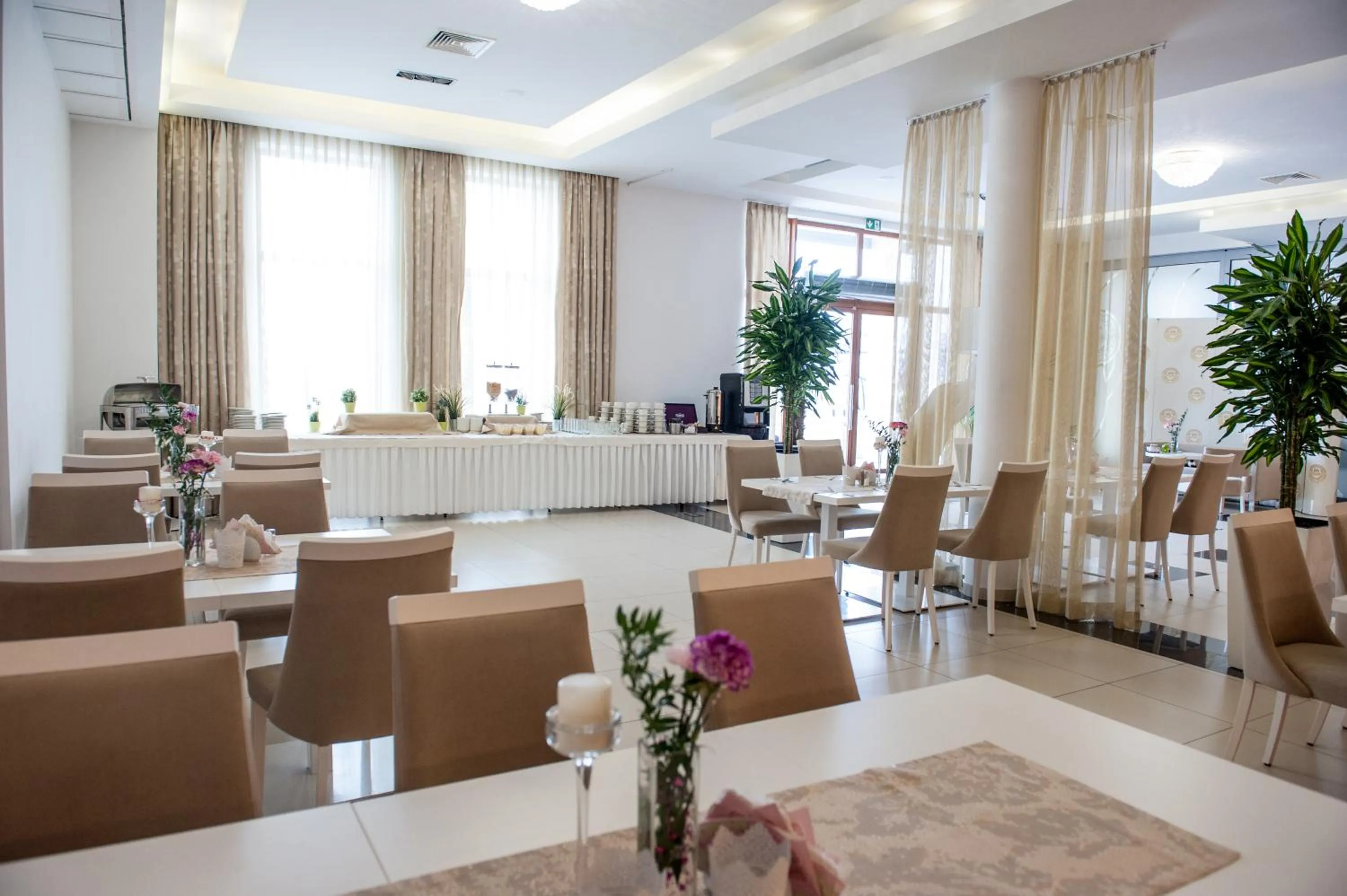 Property building in Hotel Aleksandria