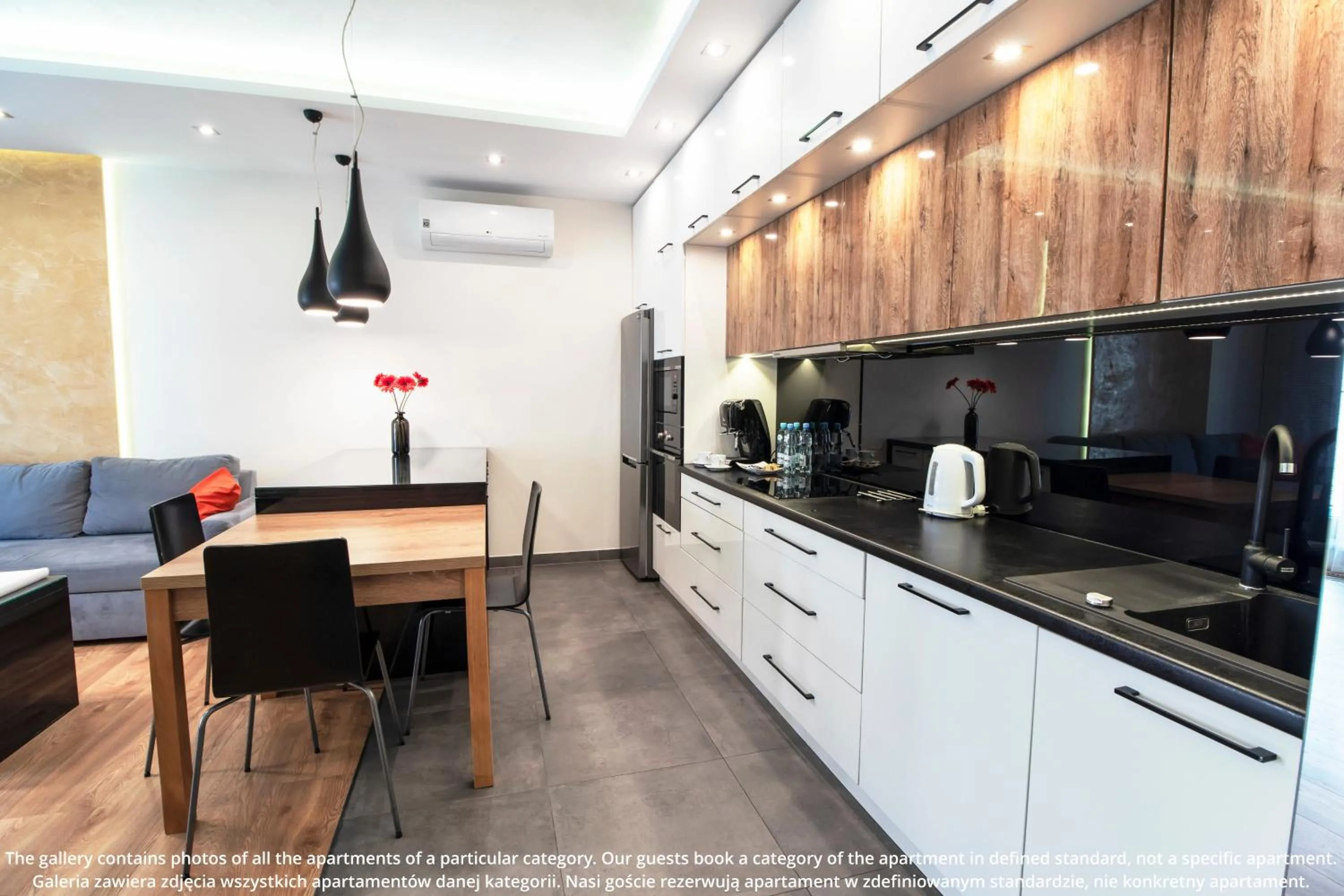 Kitchen or kitchenette in EXCLUSIVE Aparthotel Kraków Browar Lubicz