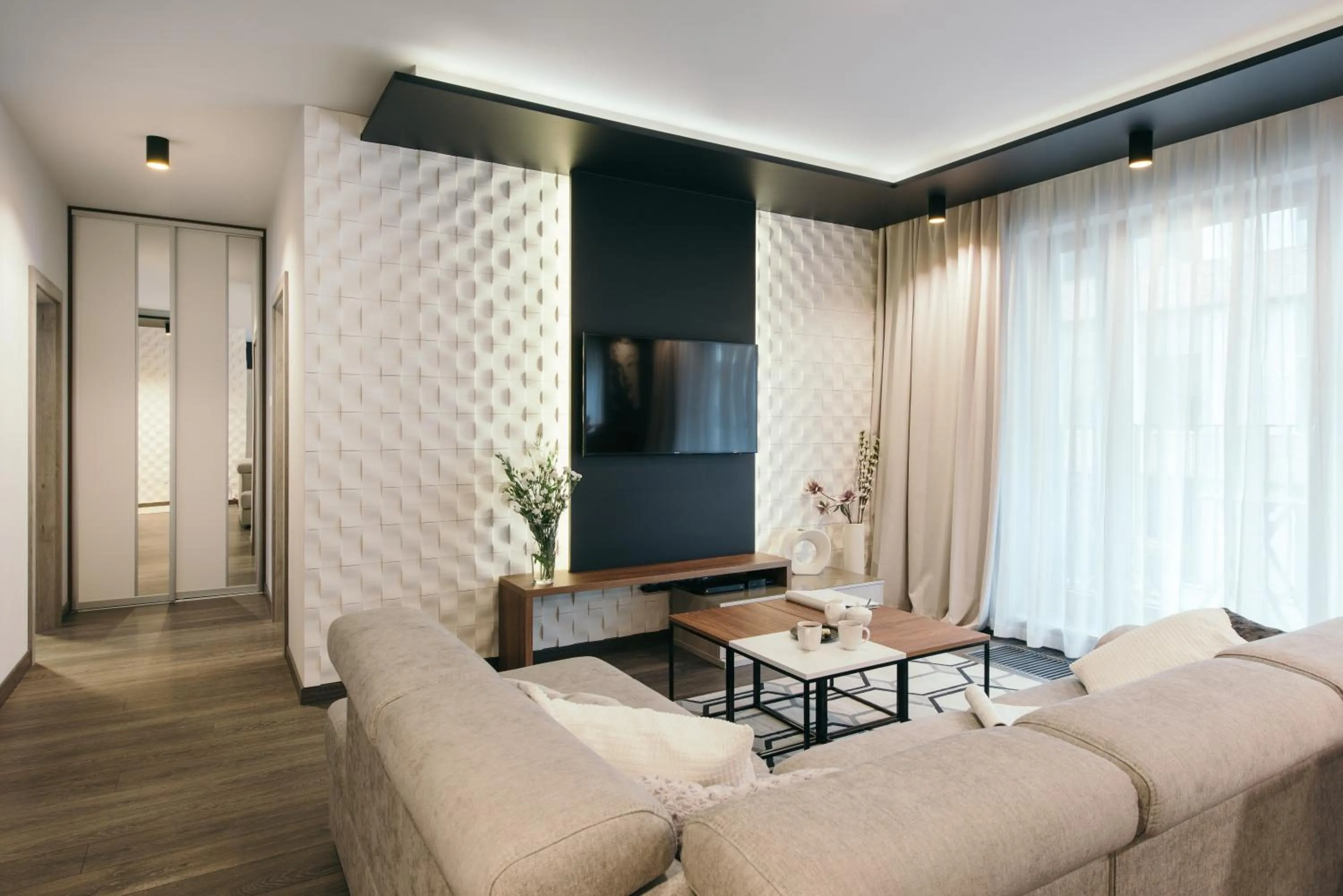 TV and multimedia in EXCLUSIVE Aparthotel Kraków Browar Lubicz