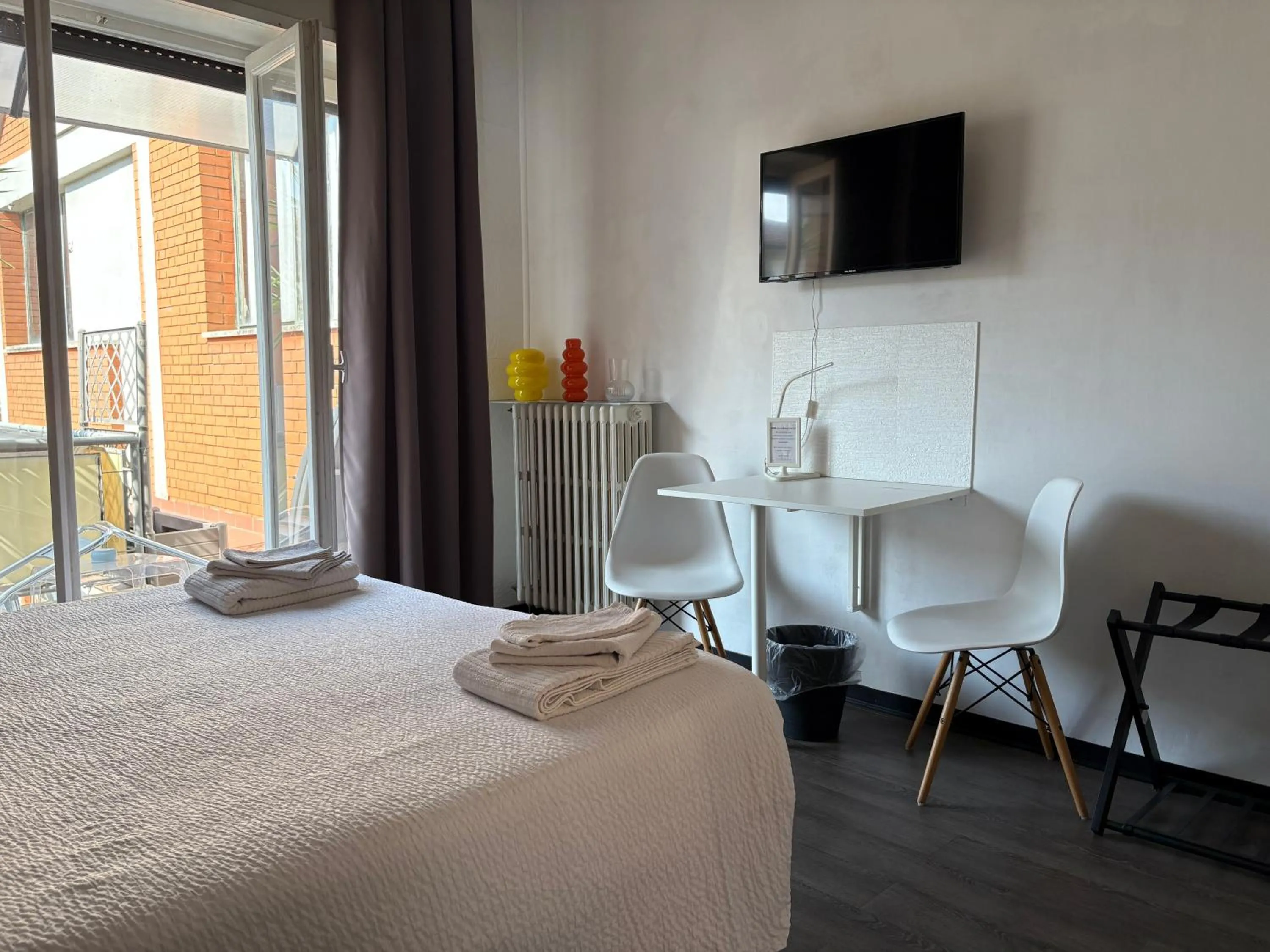 Bed in Forum Guest House FREE Private Parking