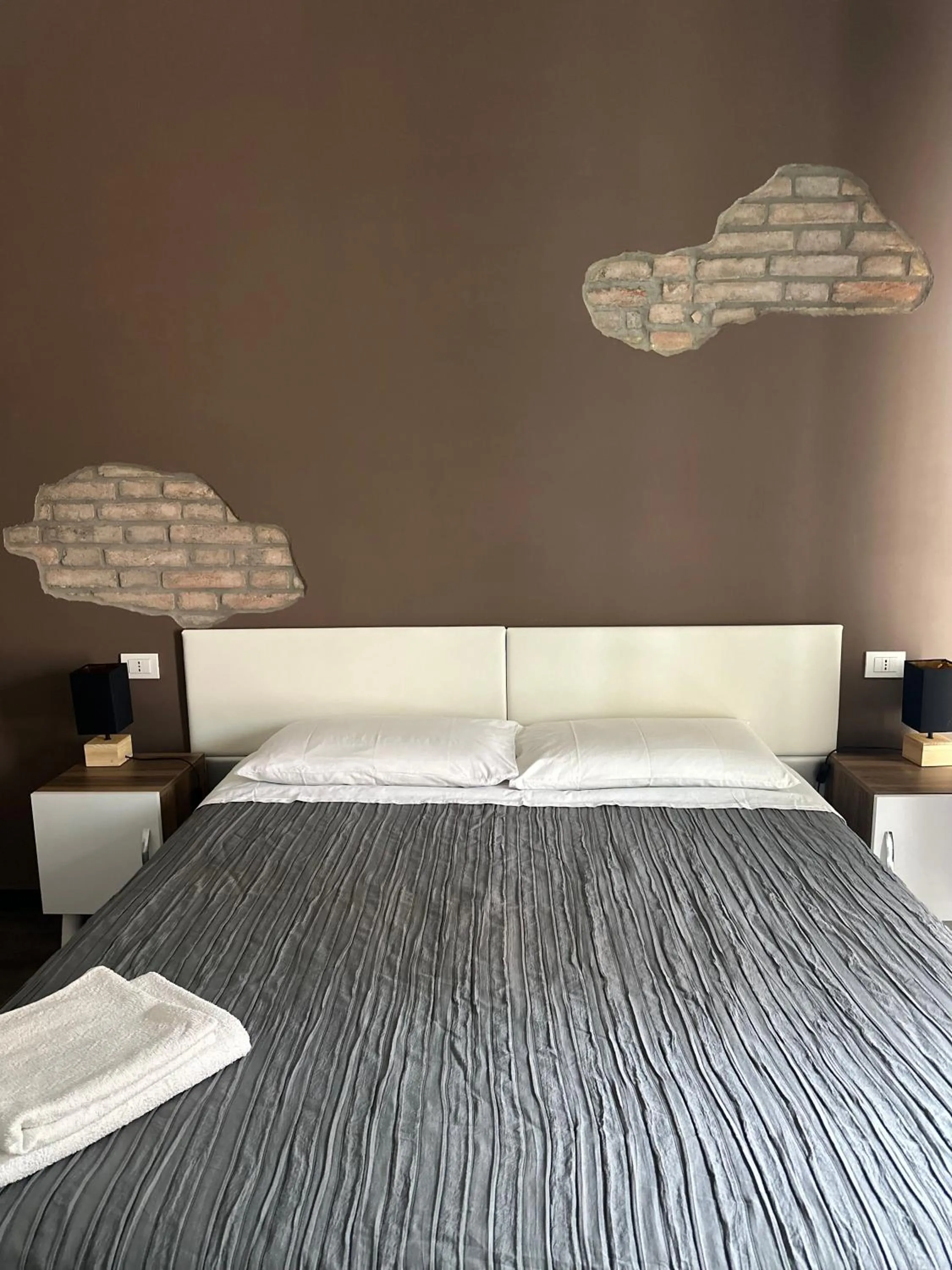 Bed in Forum Guest House FREE Private Parking