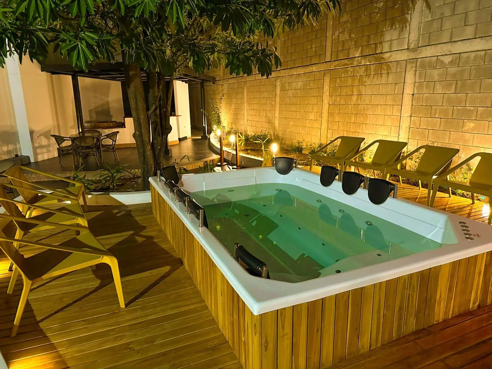 Hot Tub in Pop Art Hotel CLC Puerto Mamonal Cartagena