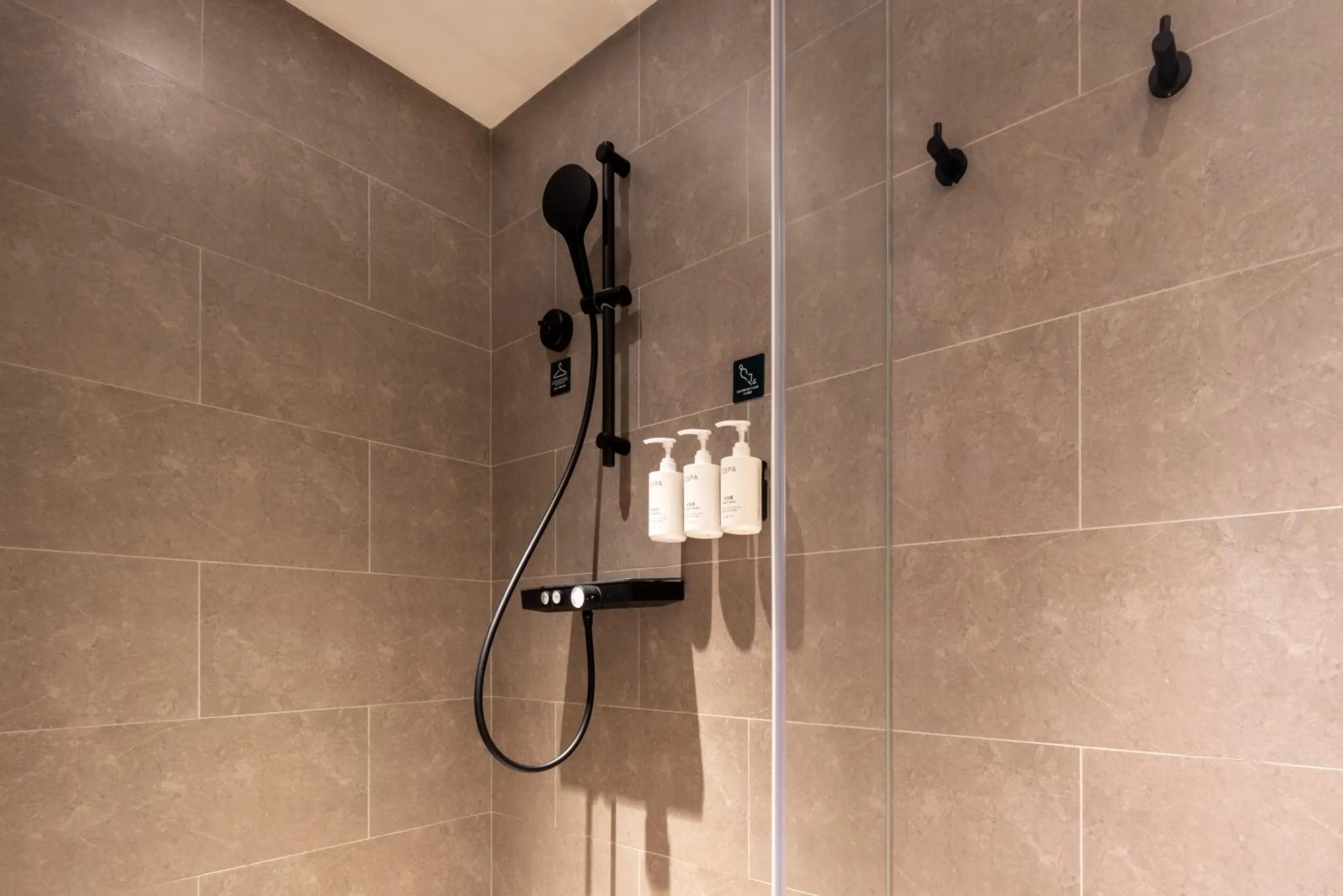 Atour Hotel Hangzhou Xiaoshan Airport Airport Town