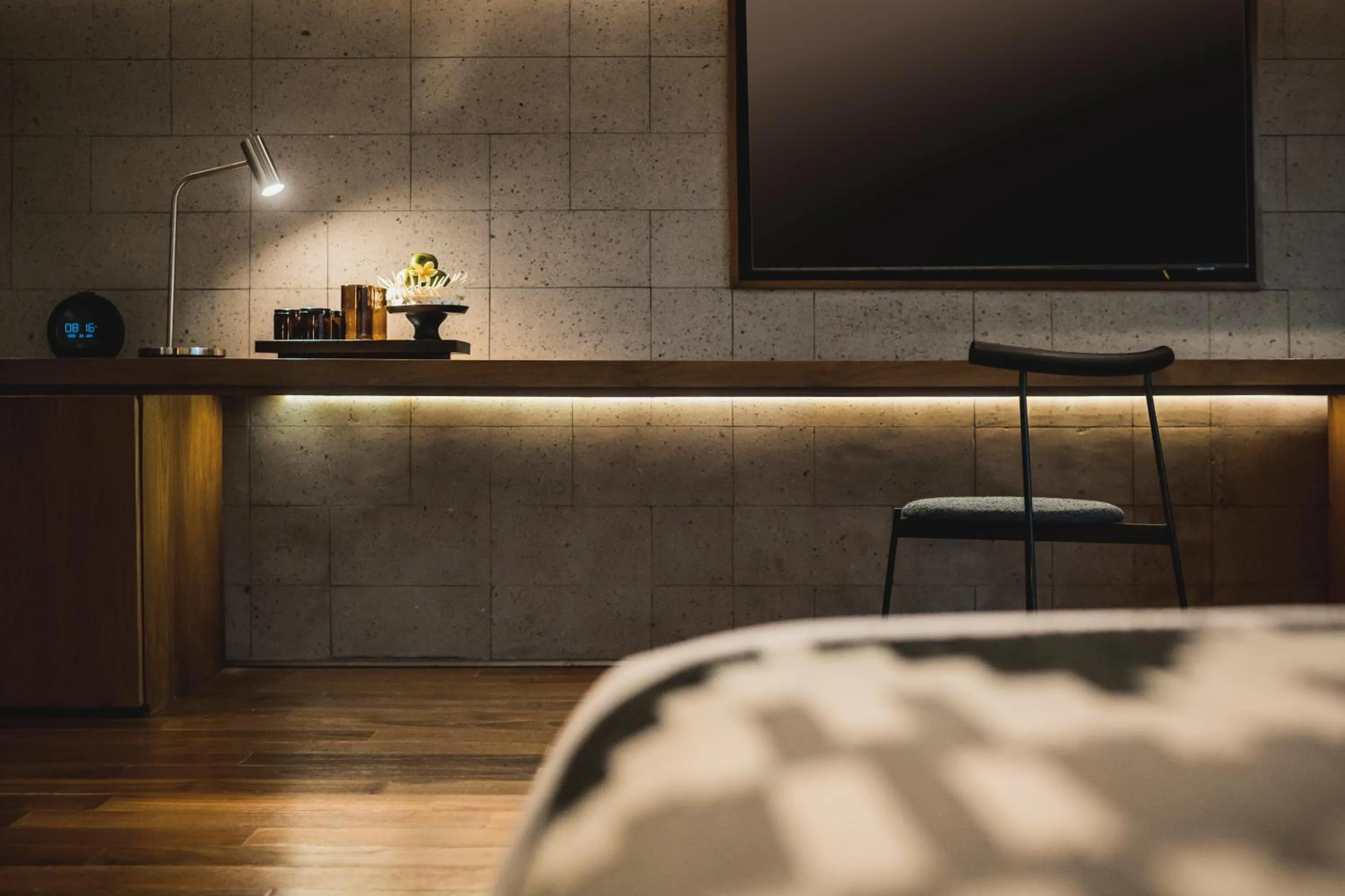 TV and multimedia, Bed in iSuite by Ekosistem