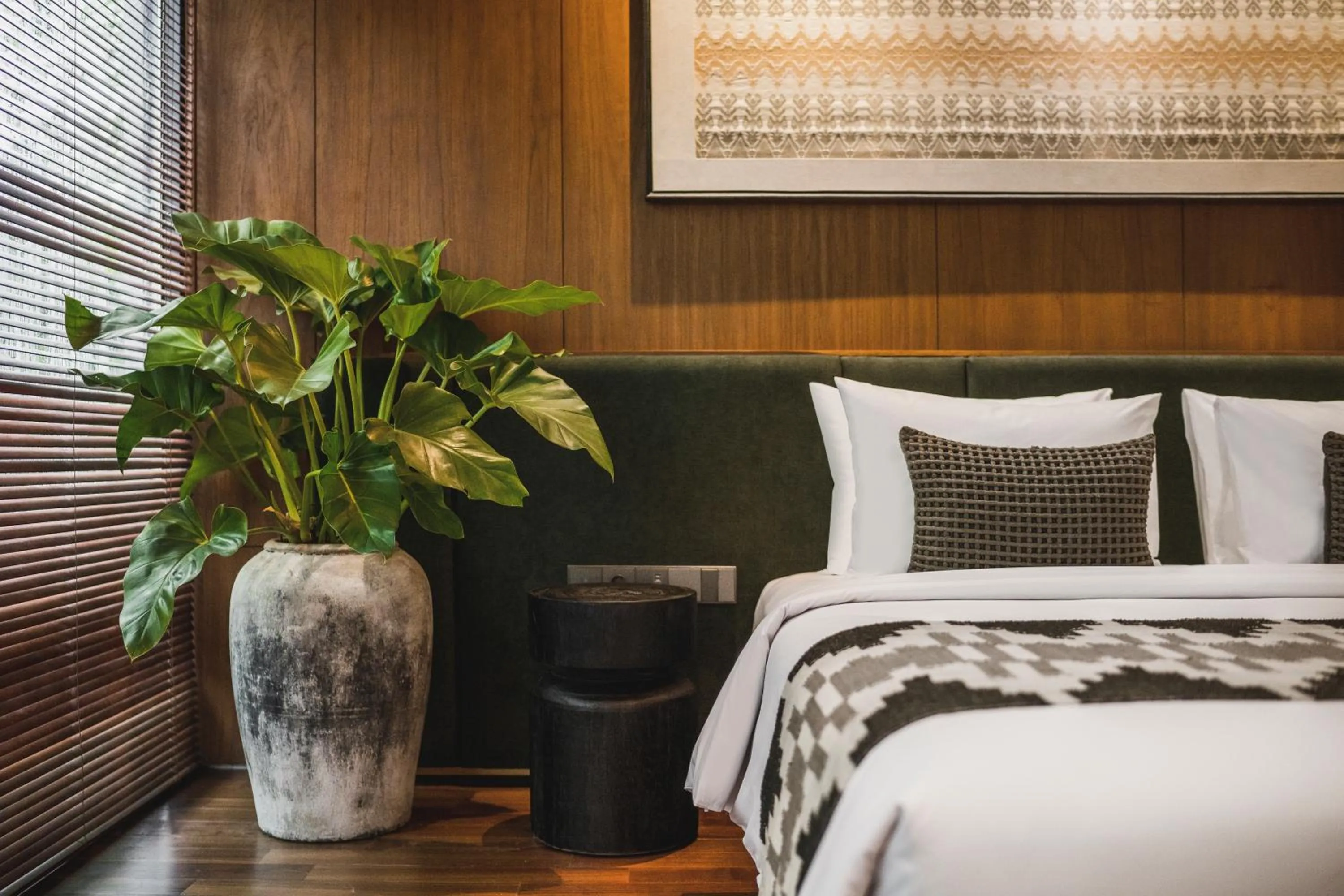 Bed in iSuite by Ekosistem