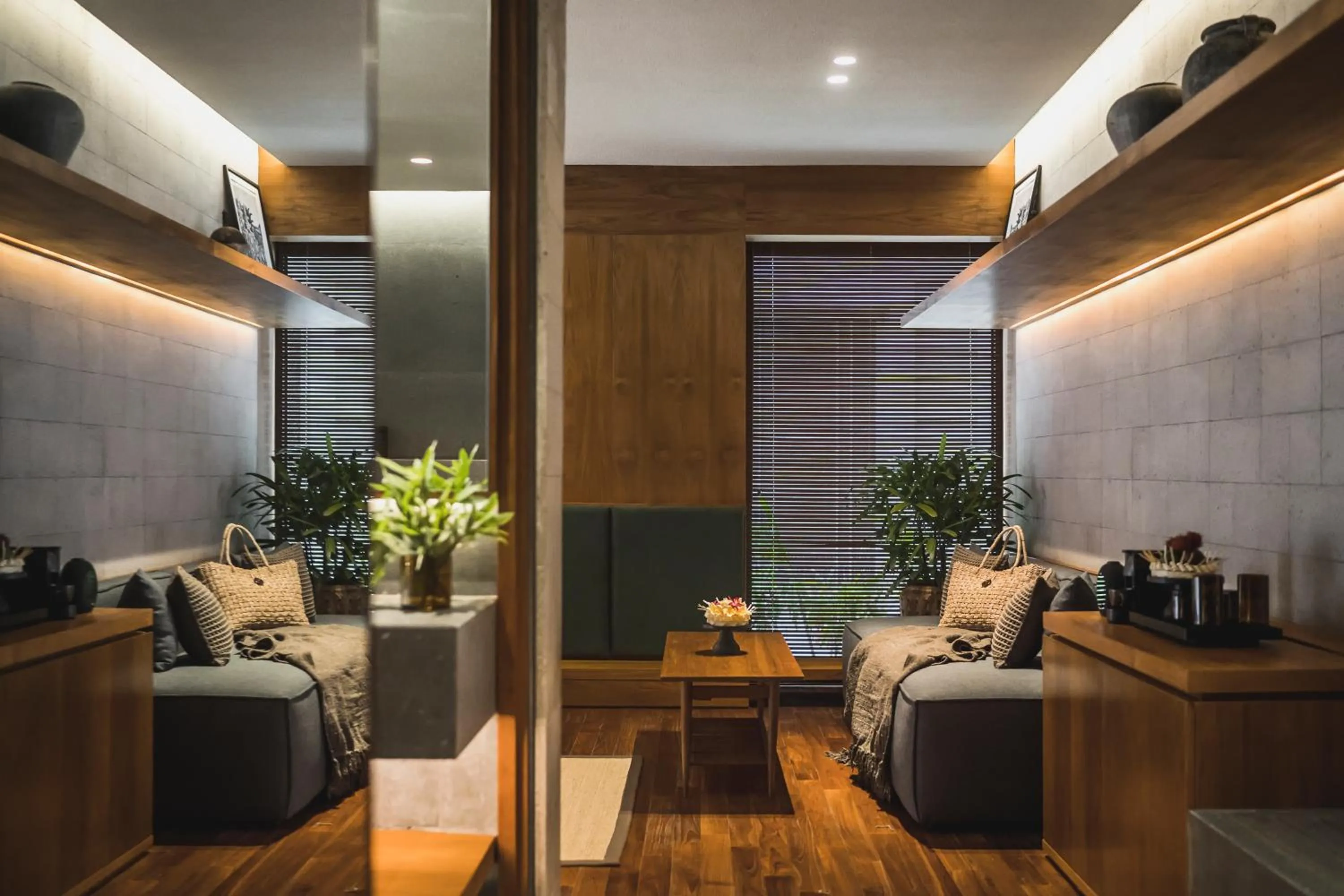 Food and drinks in iSuite by Ekosistem