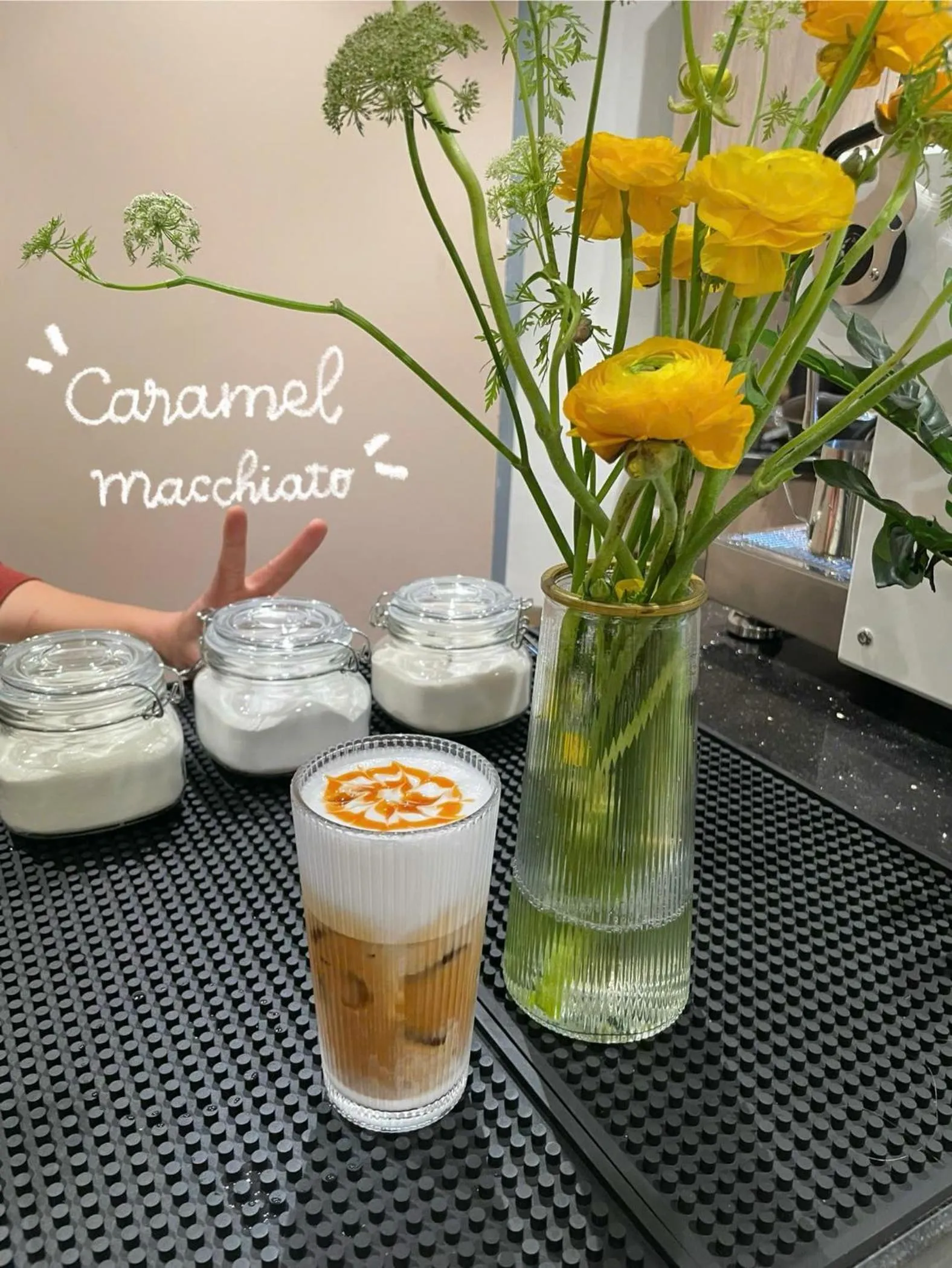 Food and drinks in An Nguyen Lakeside Residence