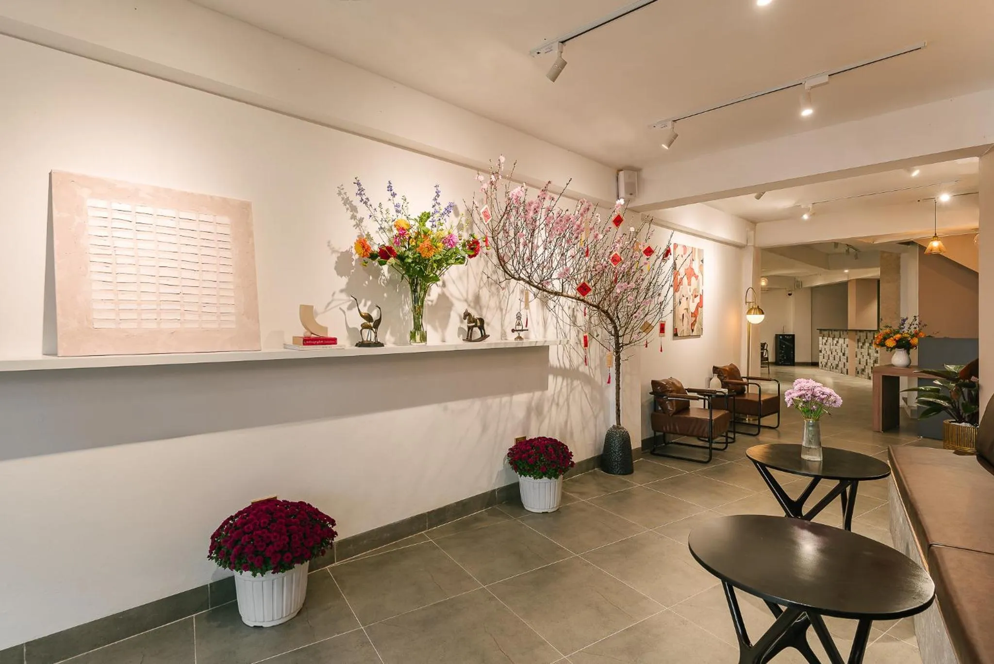 Seating area in An Nguyen Lakeside Residence