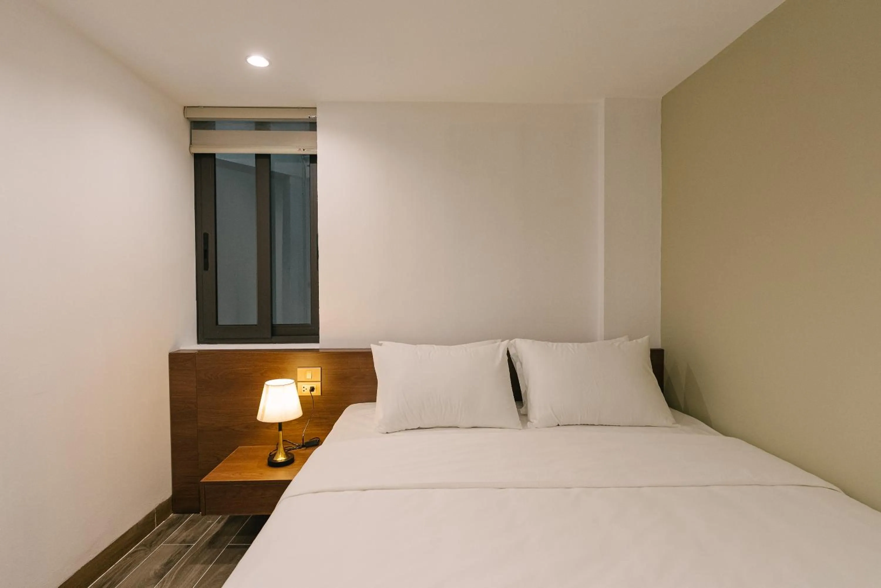 Bedroom, Bed in An Nguyen Lakeside Residence