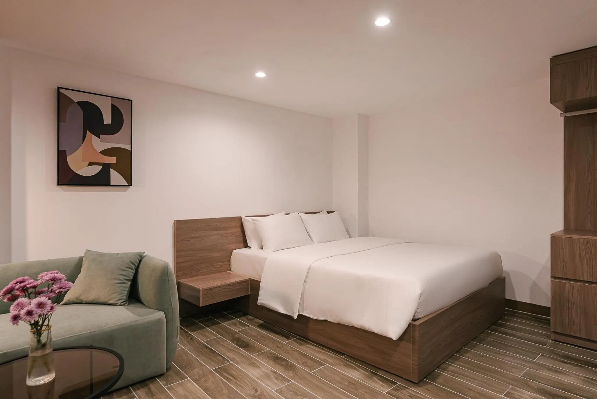 Bed in An Nguyen Lakeside Residence