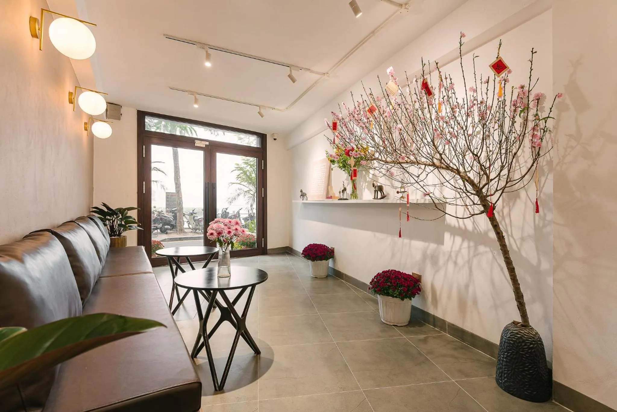 Seating area in An Nguyen Lakeside Residence