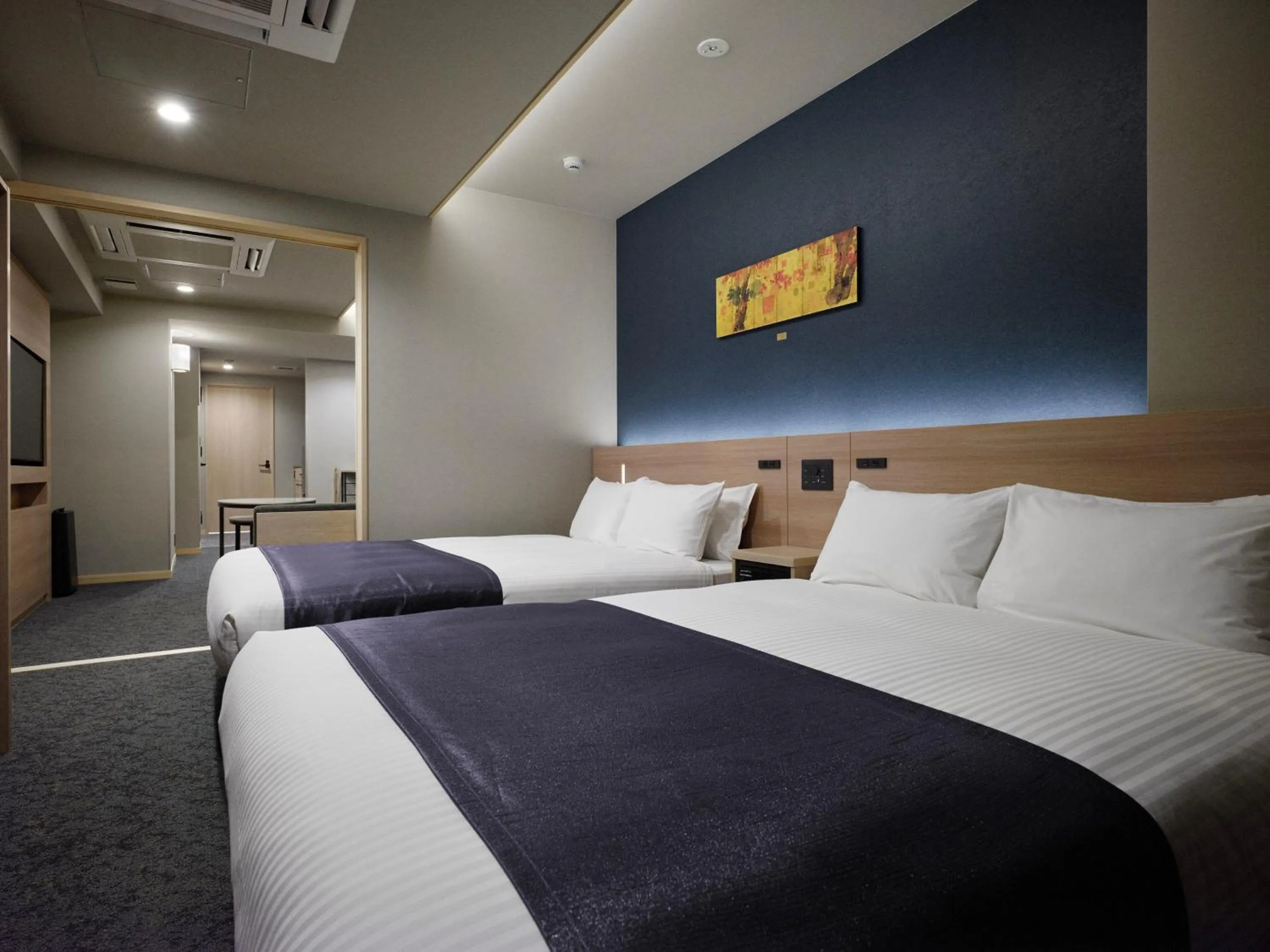 Bed in Premium Apart MONday KYOTO GOJO