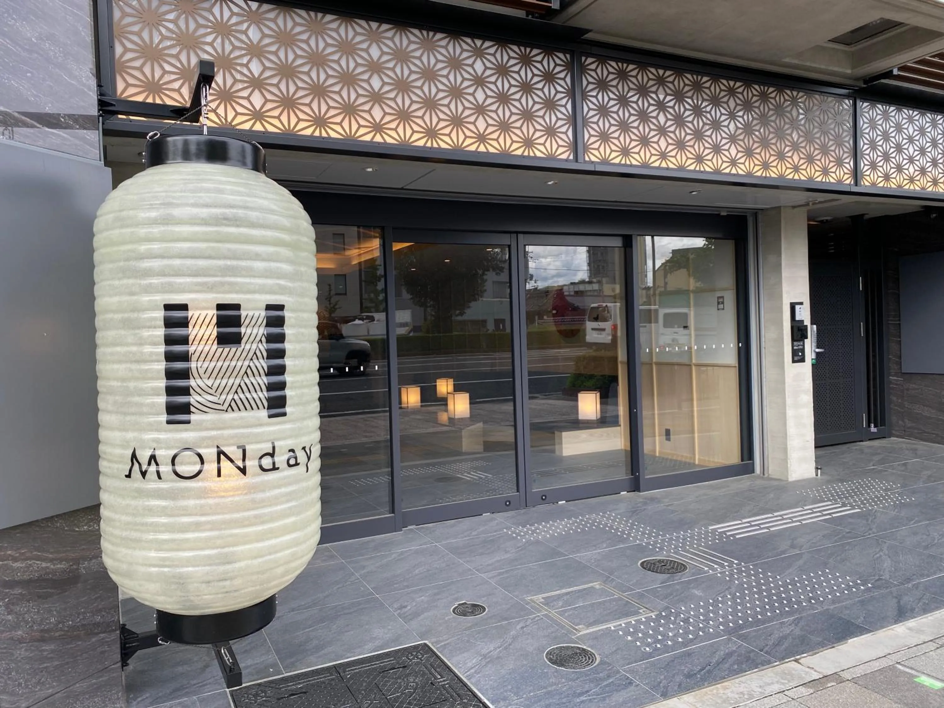 Premium Apart MONday KYOTO GOJO