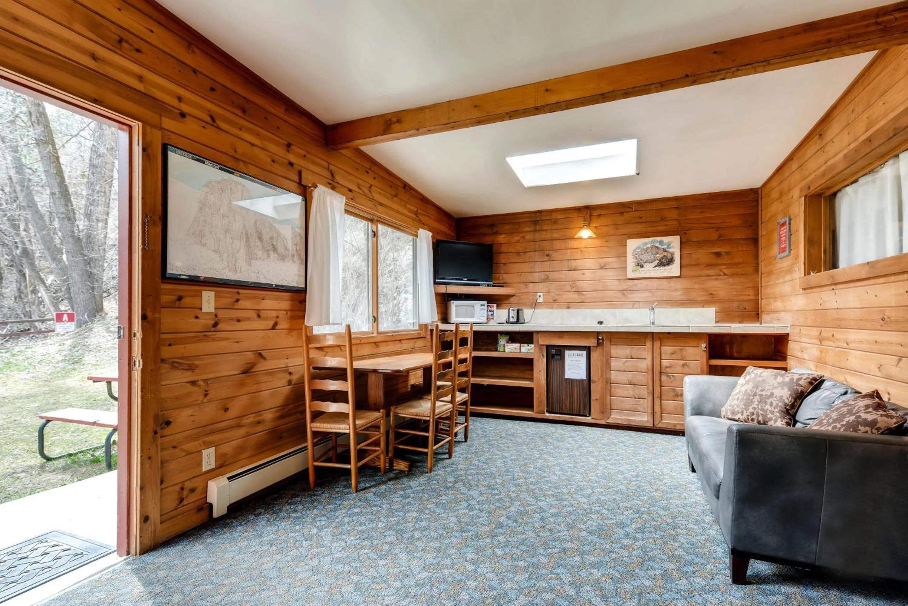 Seating area in A-Lodge Boulder