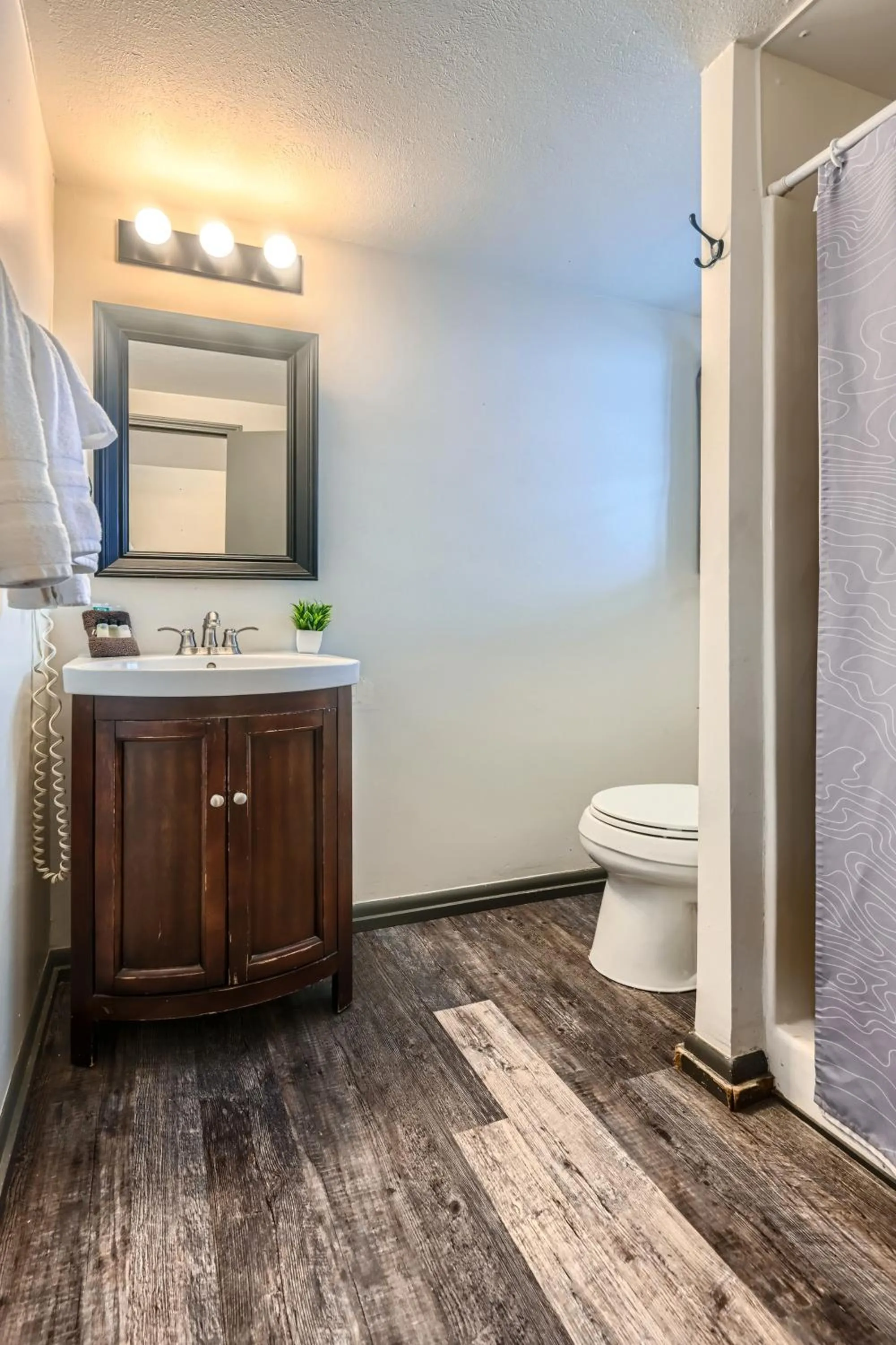 Bathroom in A-Lodge Boulder