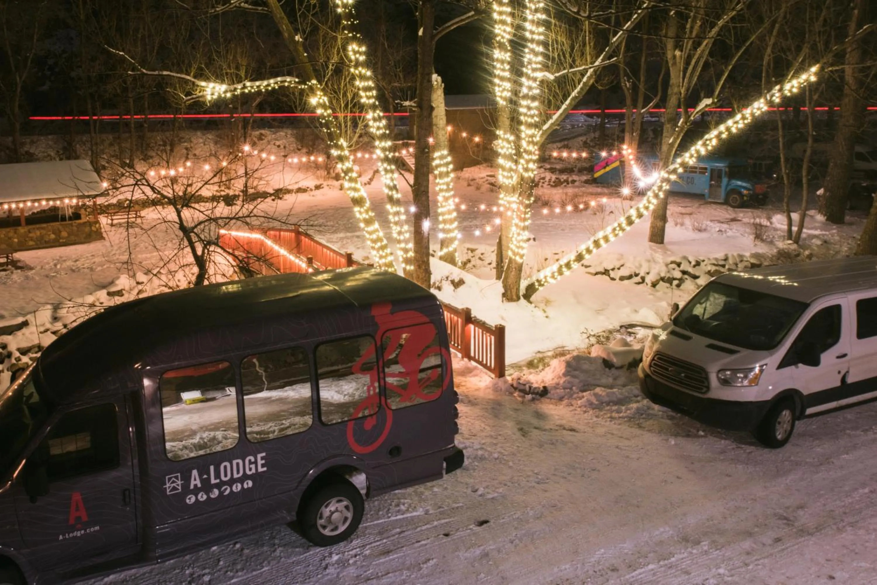 Night in A-Lodge Boulder