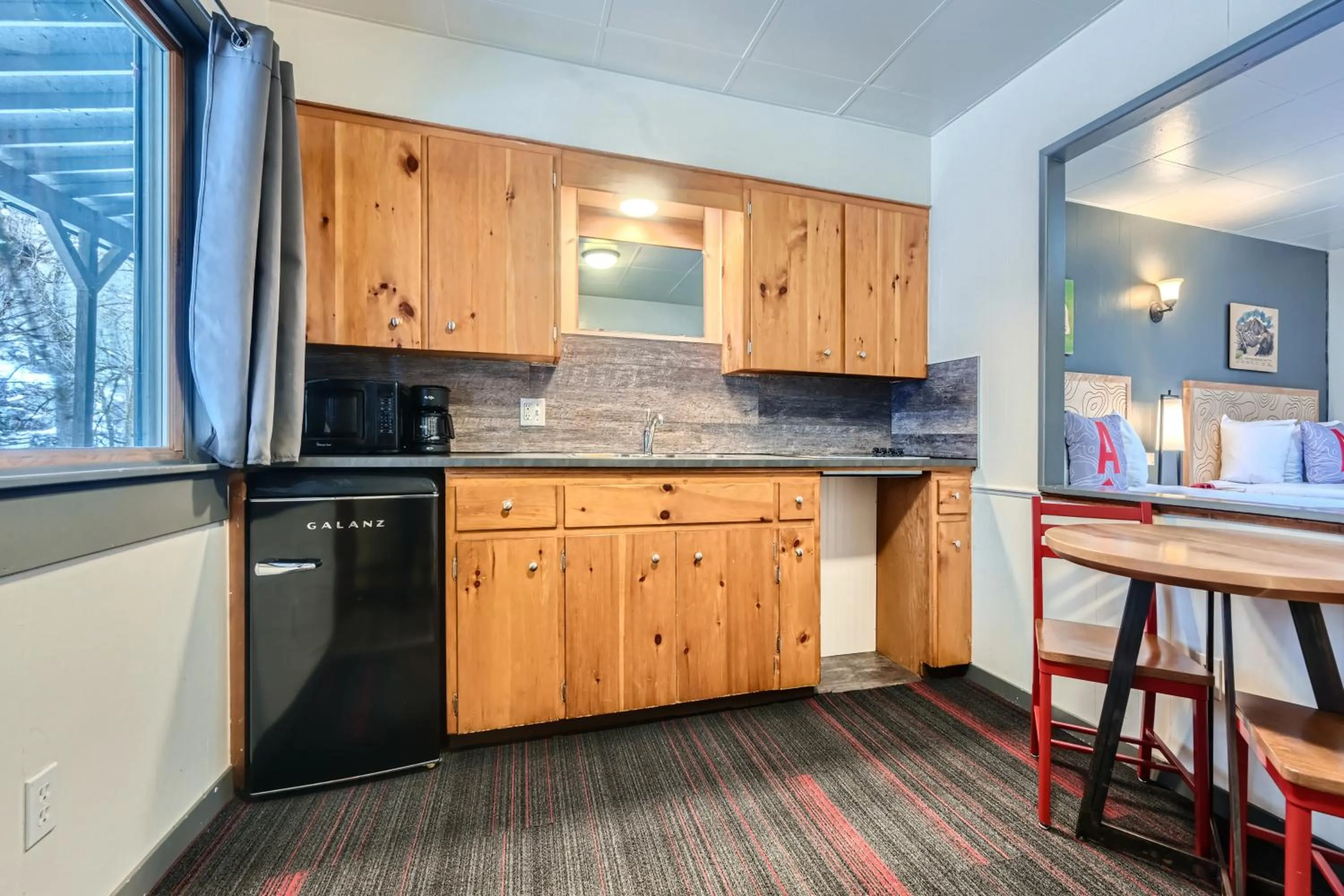 Kitchen or kitchenette in A-Lodge Boulder