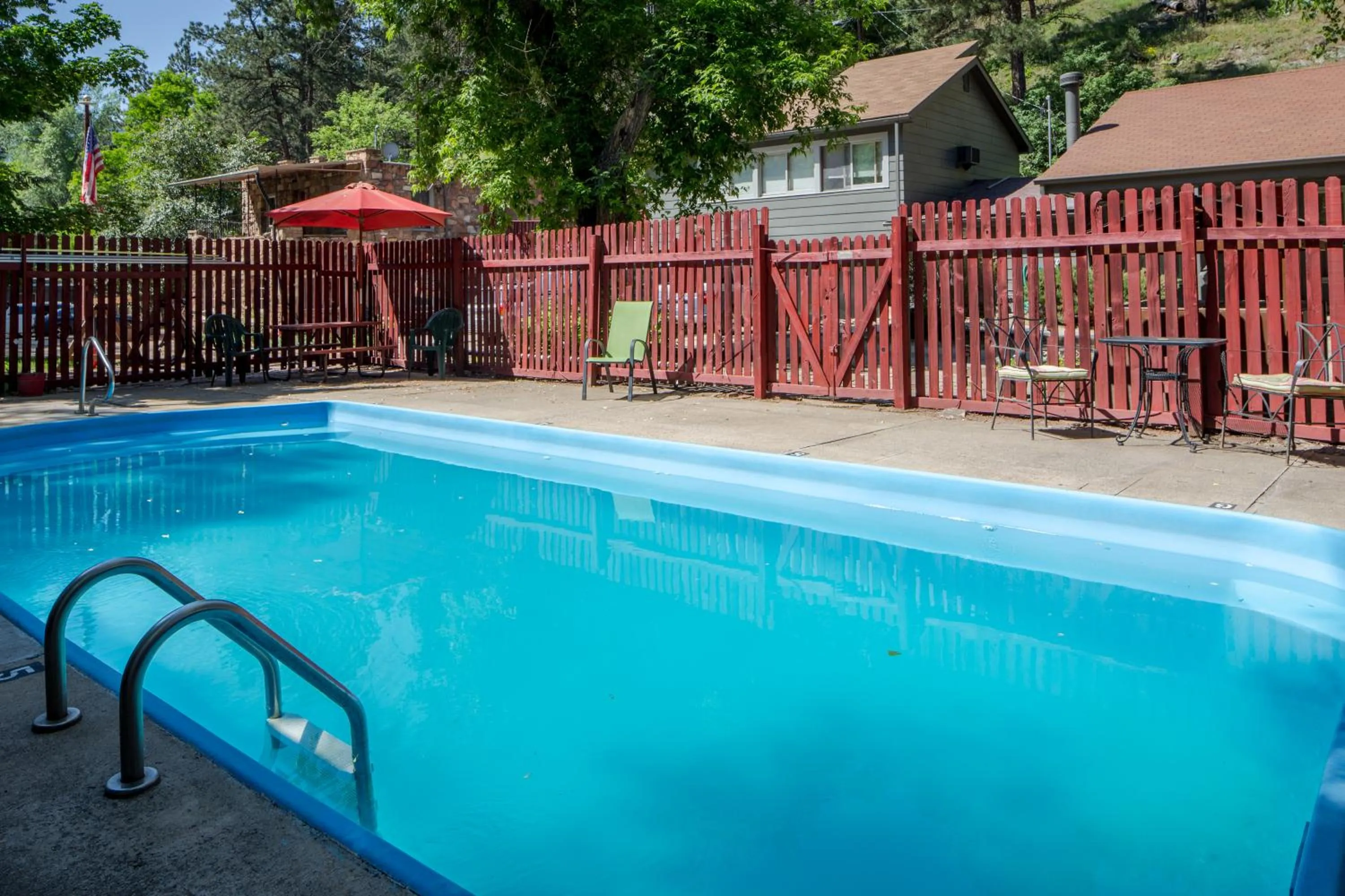 Swimming pool in A-Lodge Boulder