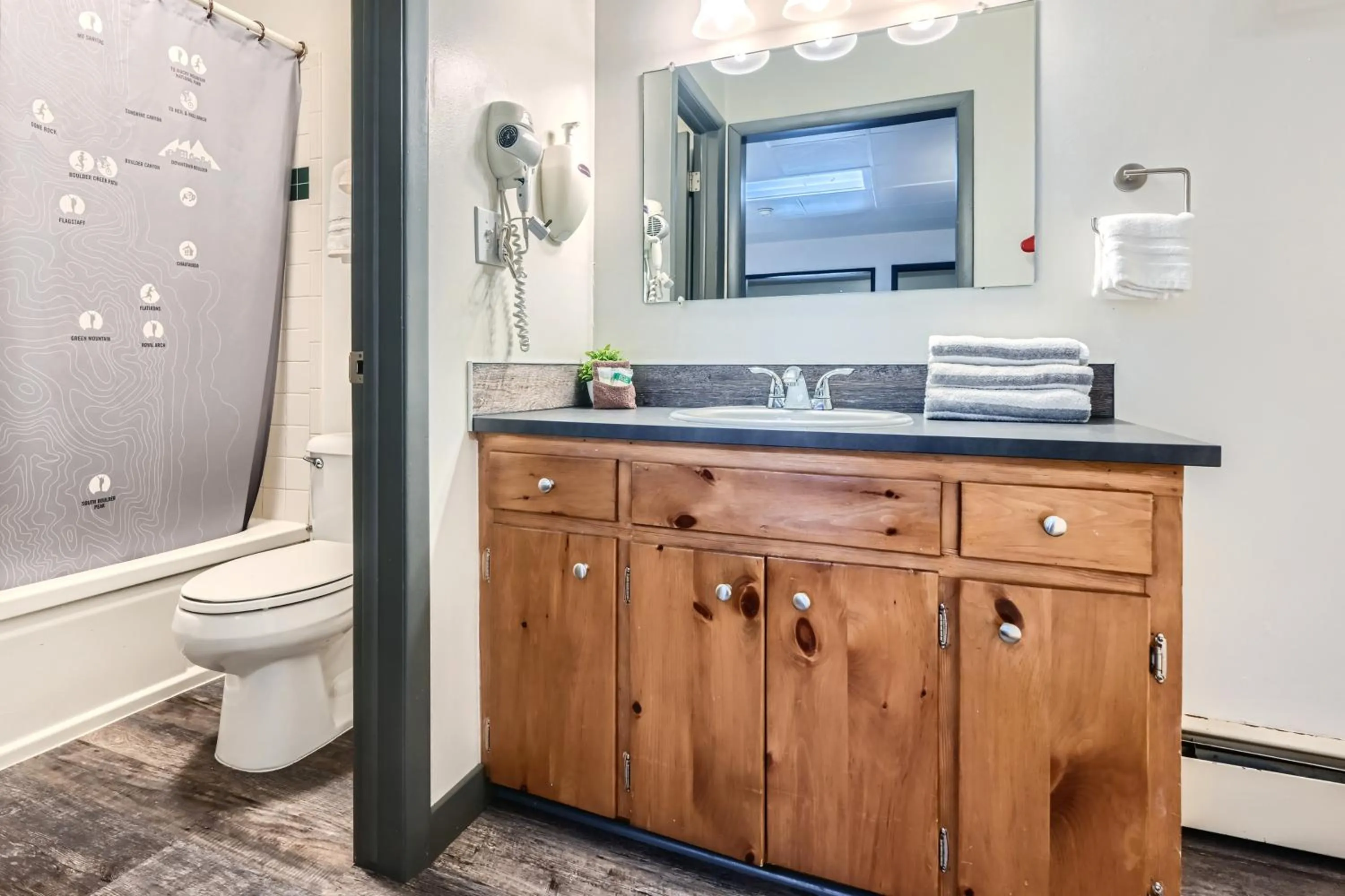 Bathroom in A-Lodge Boulder