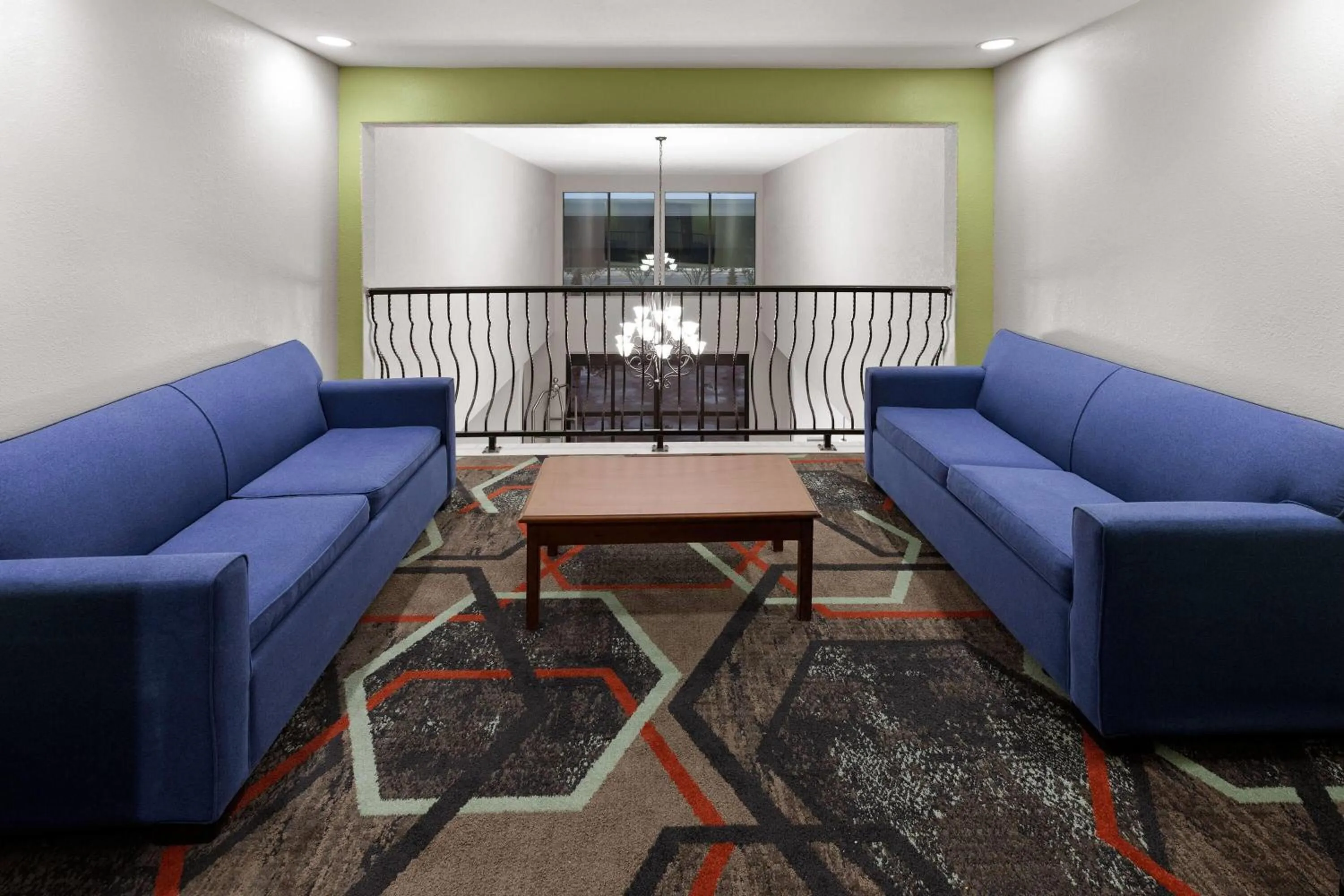 Lobby or reception in Hawthorn Extended Stay by Wyndham College Station South