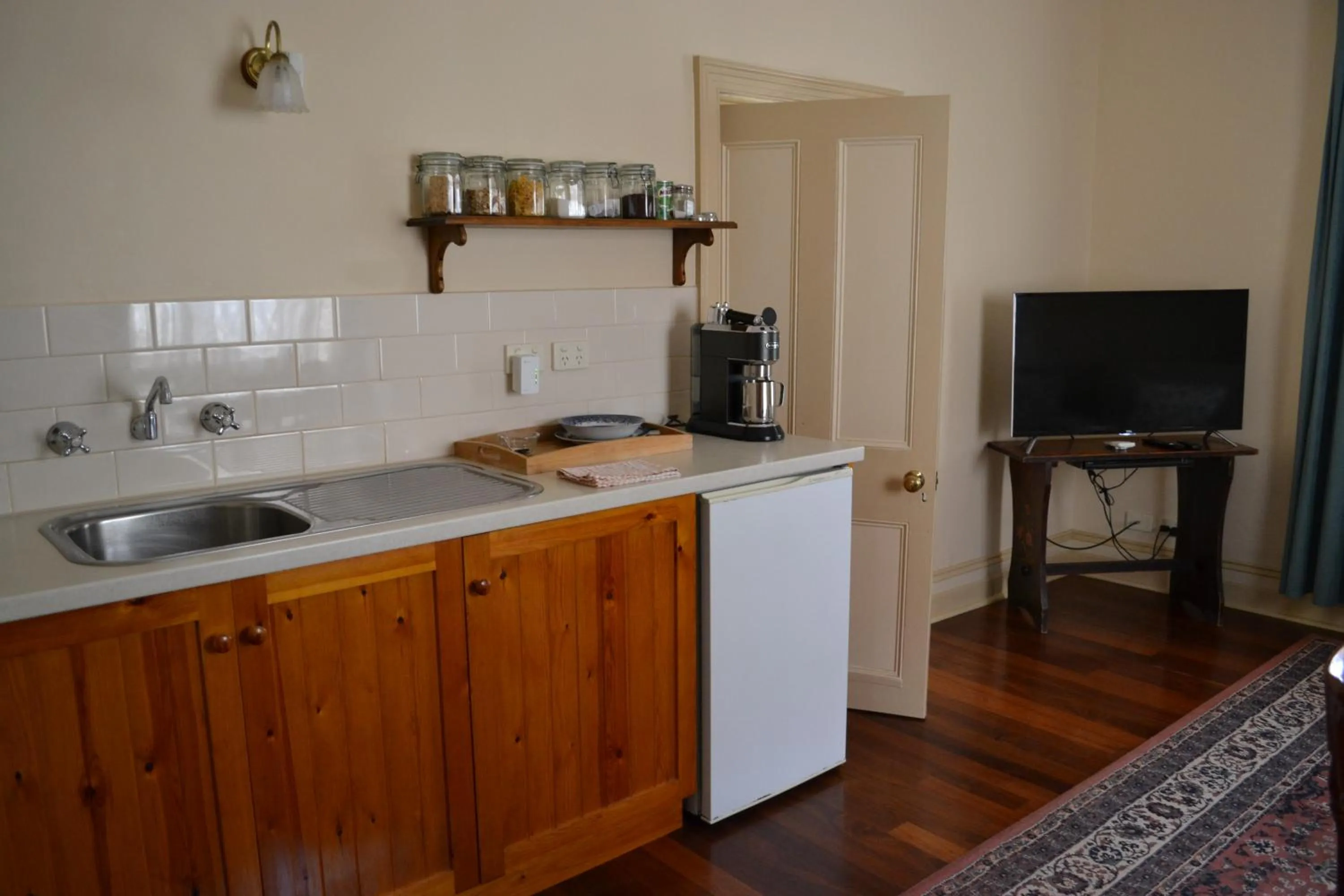 Kitchen or kitchenette in Robe House Heritage Accommodation