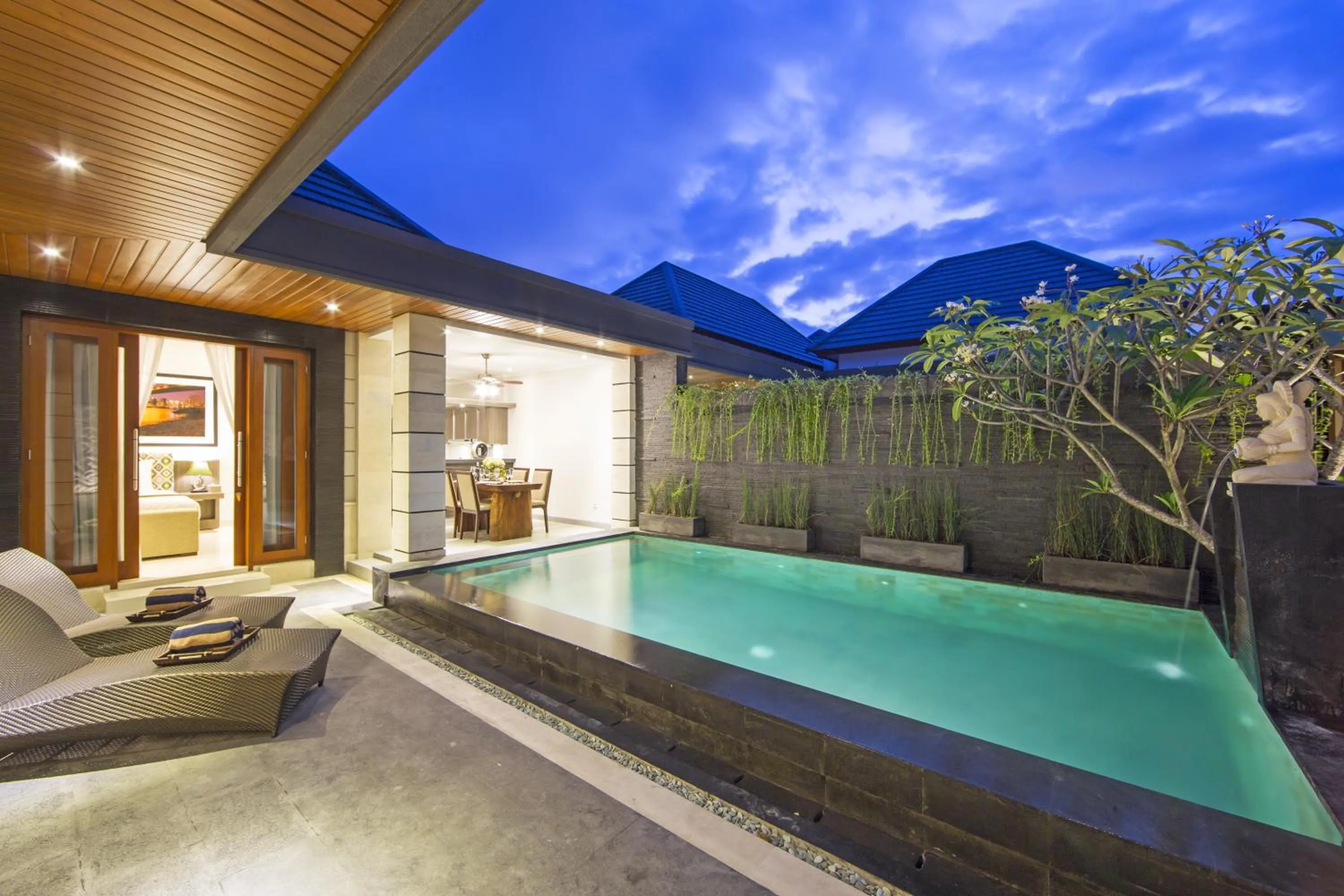 Garden in The Banyumas Suite Villa Legian