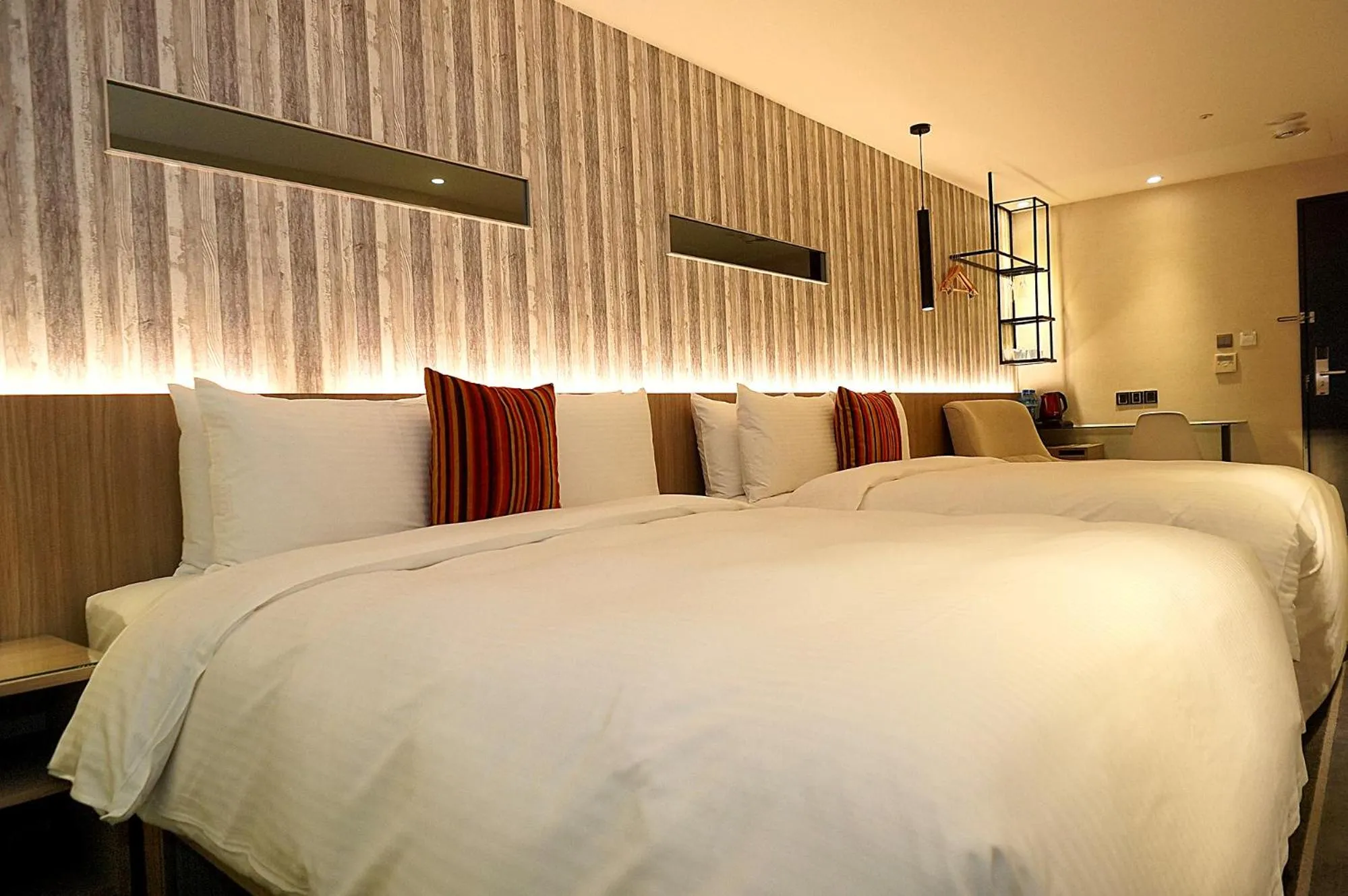 Bed in Via Hotel - Zhongxiao