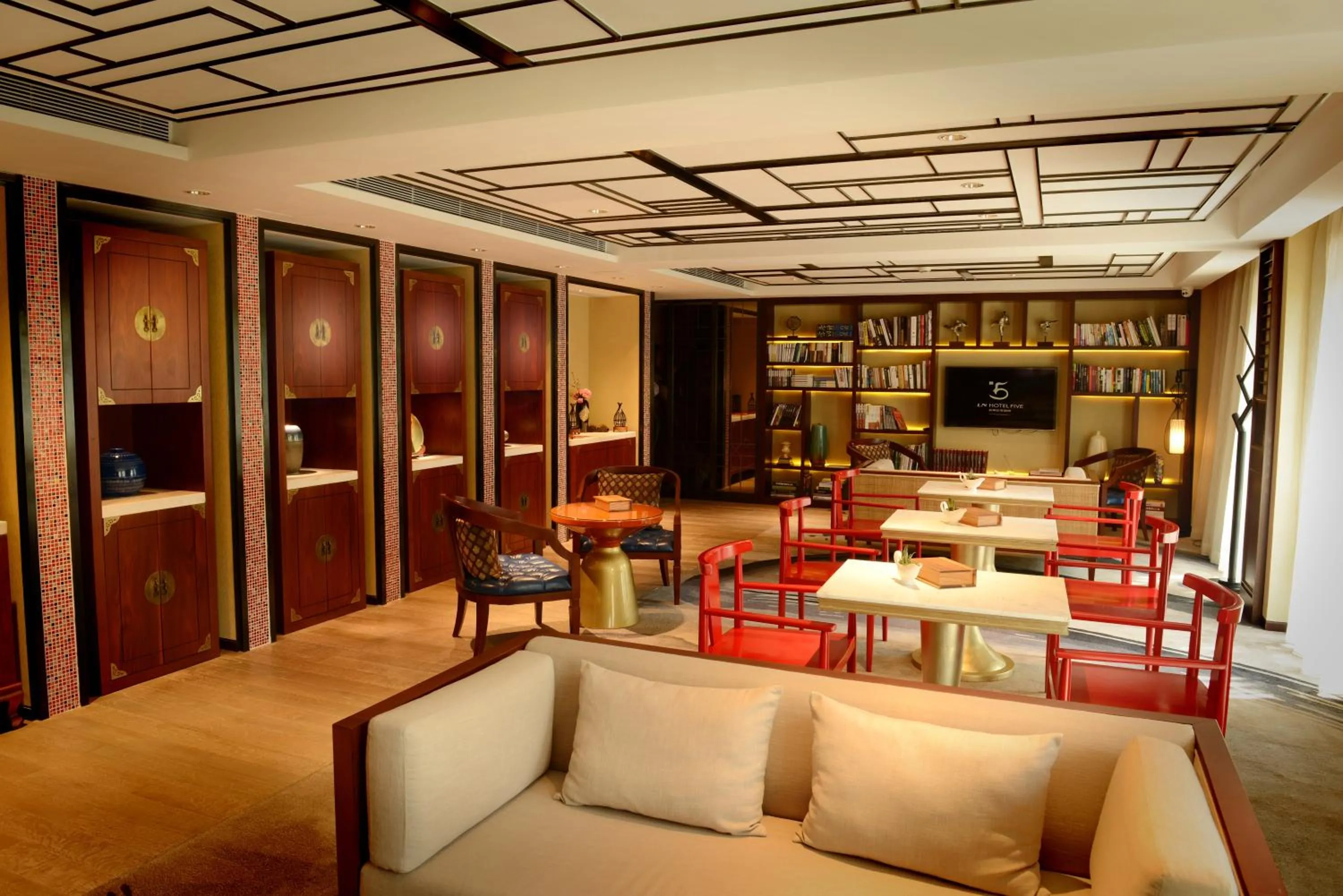 Library in 广州岭南五号酒店 LN Hotel Five