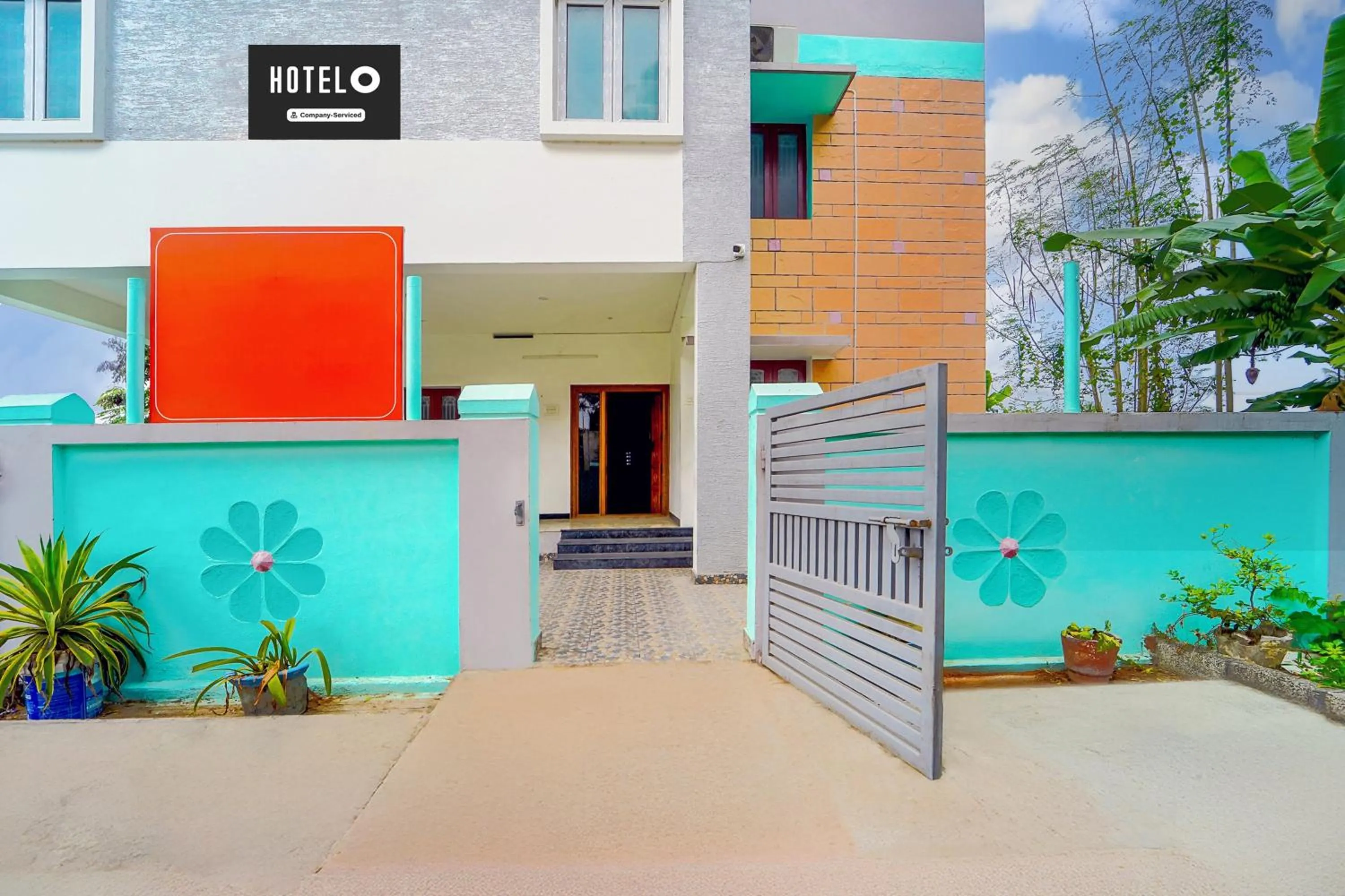Facade/entrance in Super Hotel O Ganapathy Athipalayam Pirivu Road