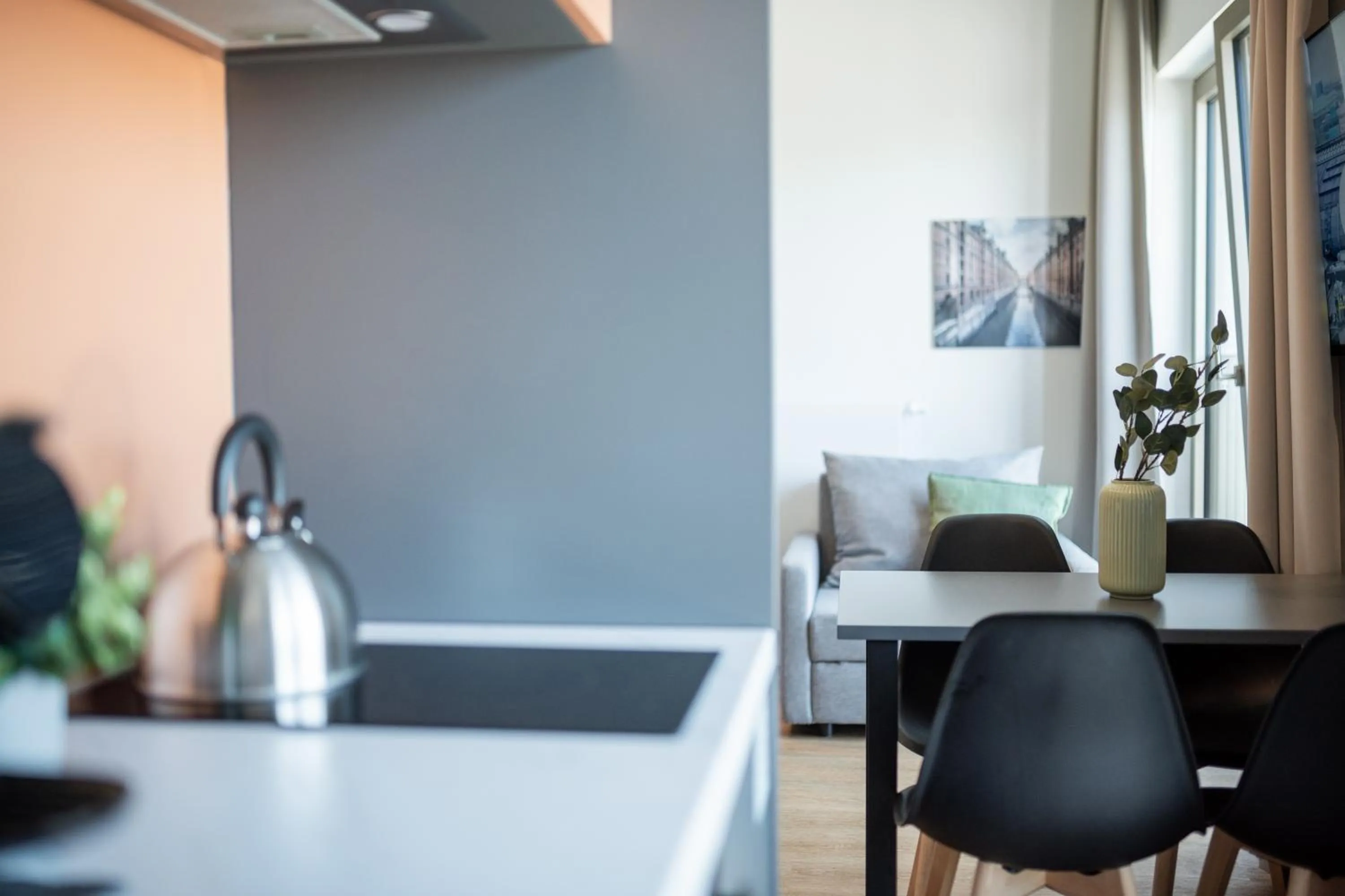 Kitchen or kitchenette in Homaris Apartments Winterhude